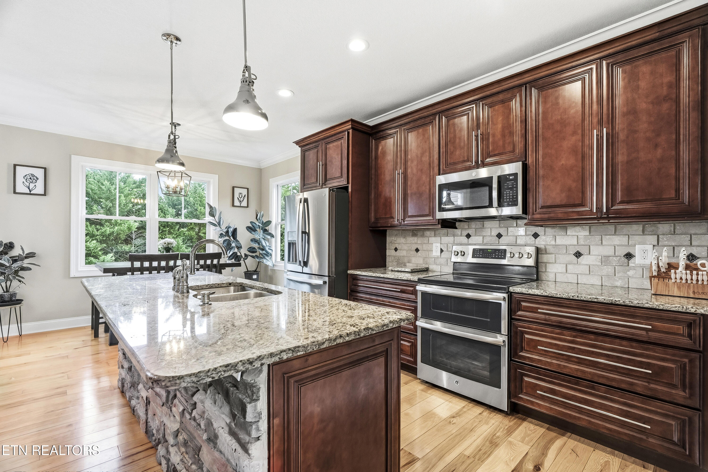 705 Huntcliff Lane Knoxville TN 37922