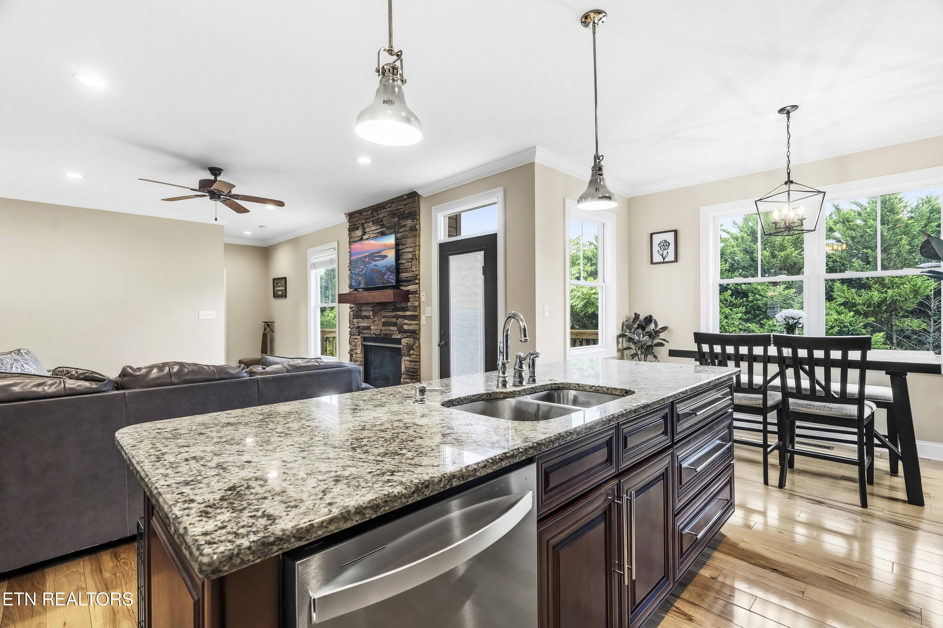 705 Huntcliff Lane Knoxville TN 37922