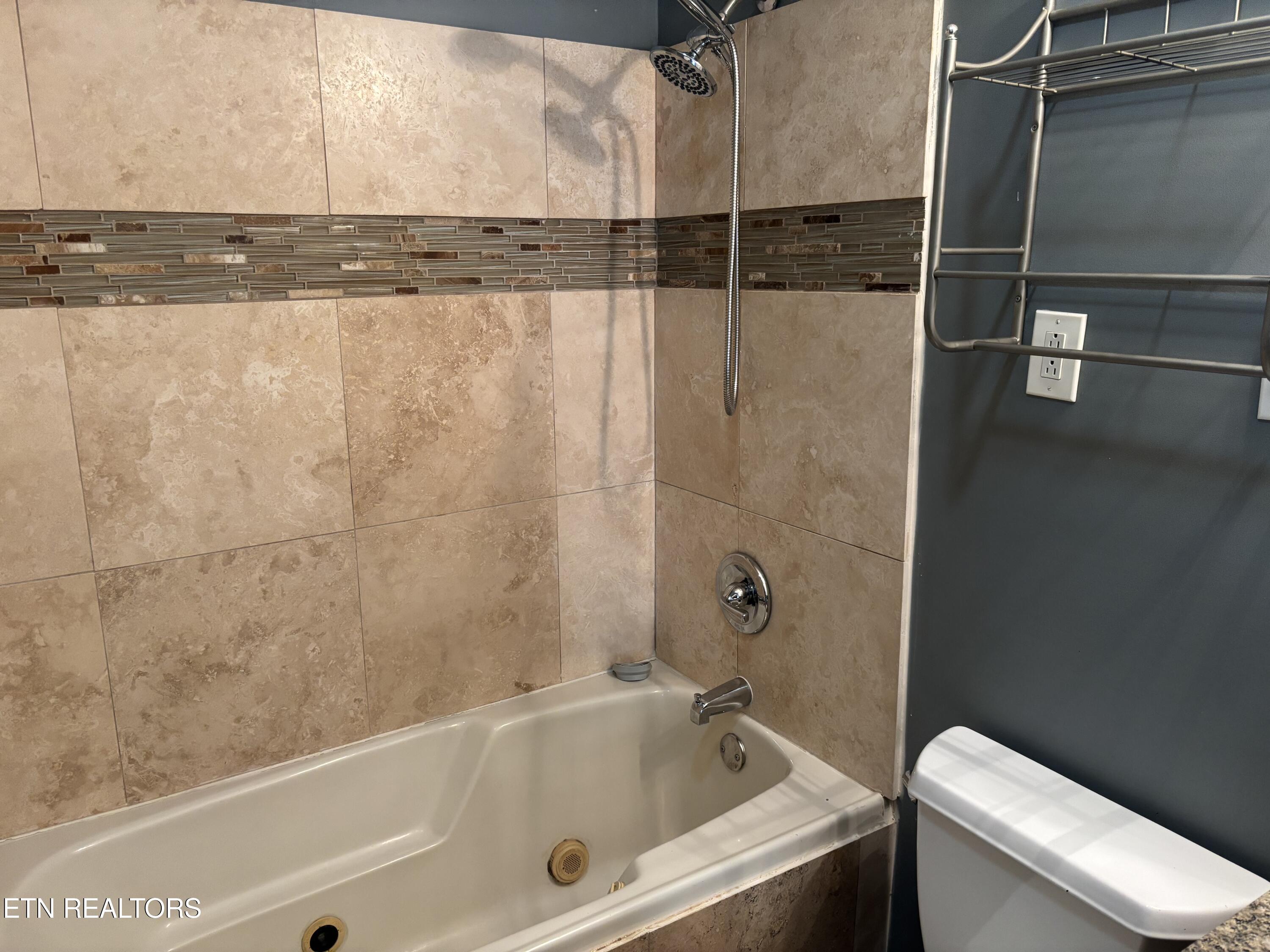 104 Ashland Lane Oak Ridge TN 37830
