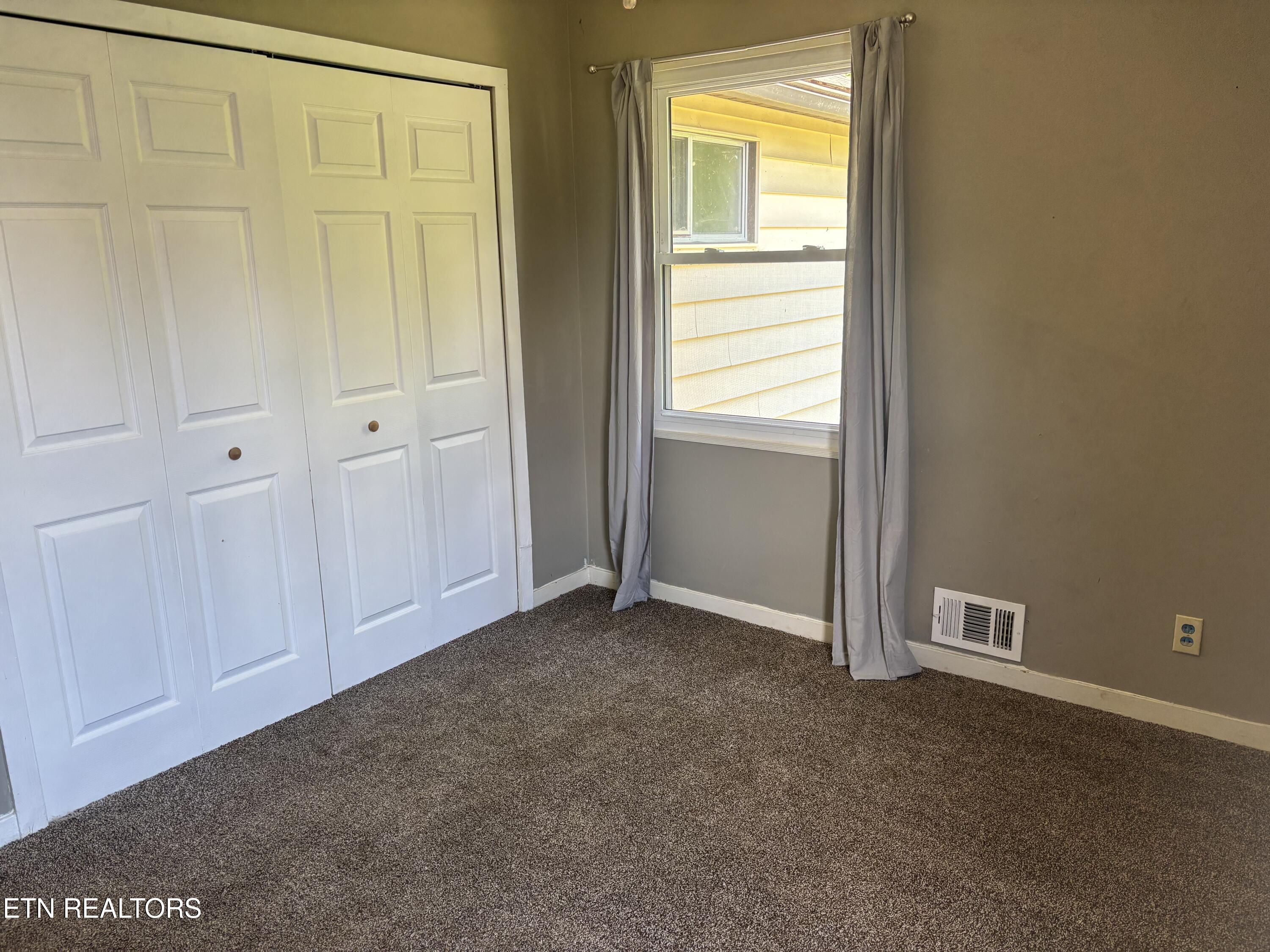 104 Ashland Lane Oak Ridge TN 37830
