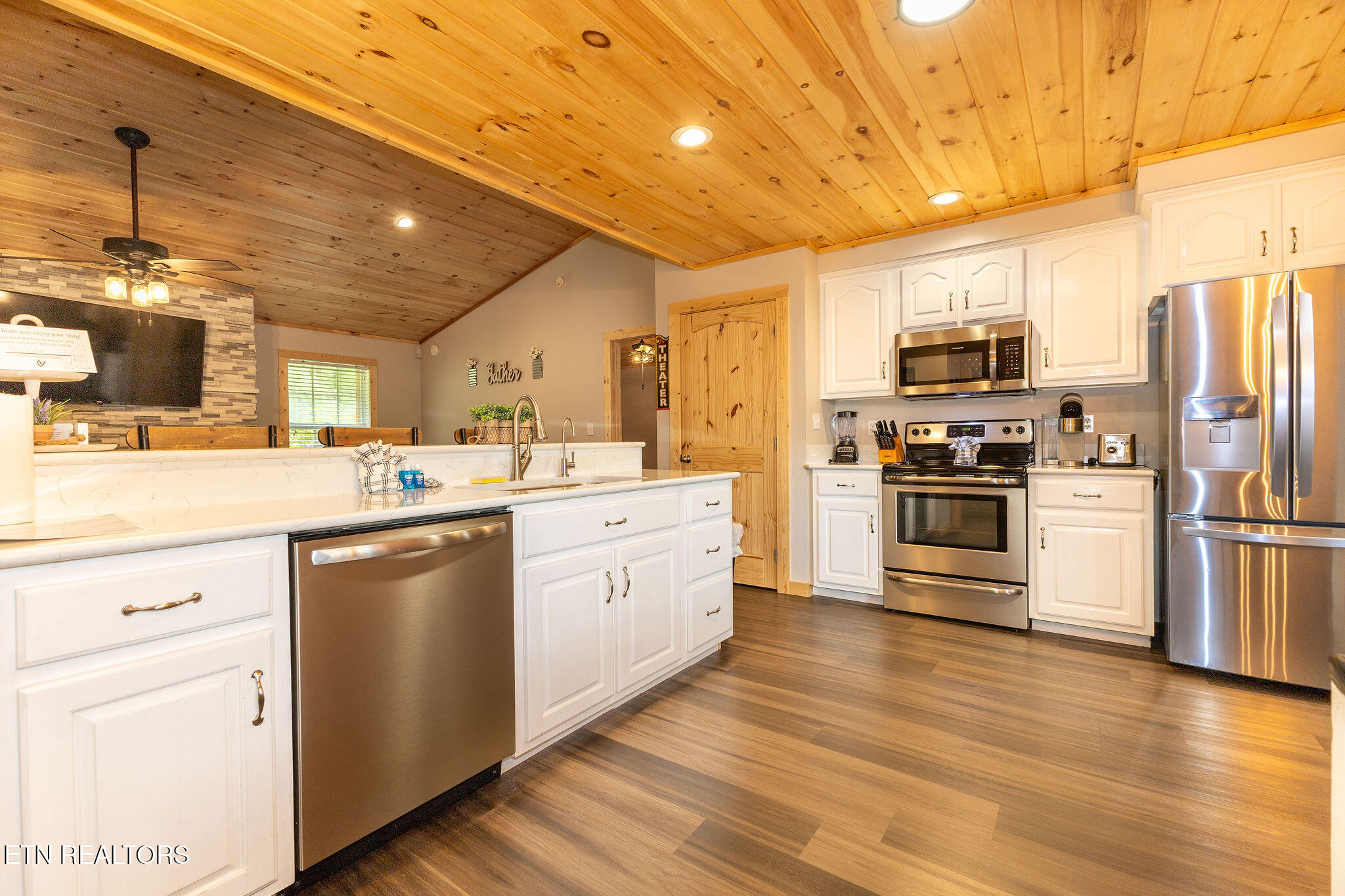 3307 Valley High Road Sevierville TN 37862