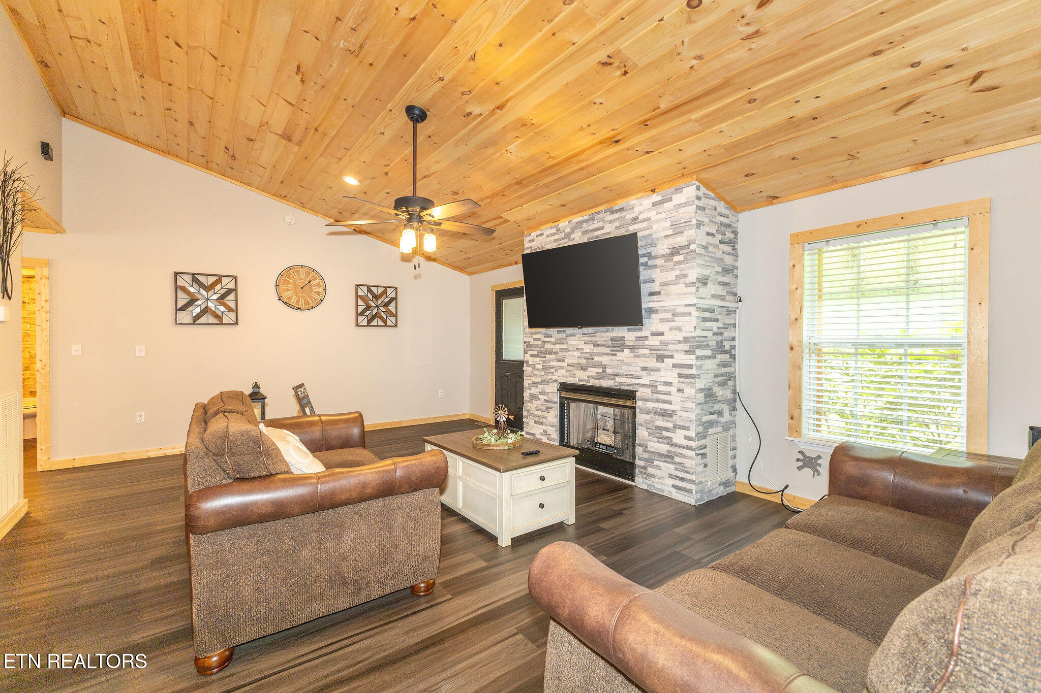 3307 Valley High Road Sevierville TN 37862