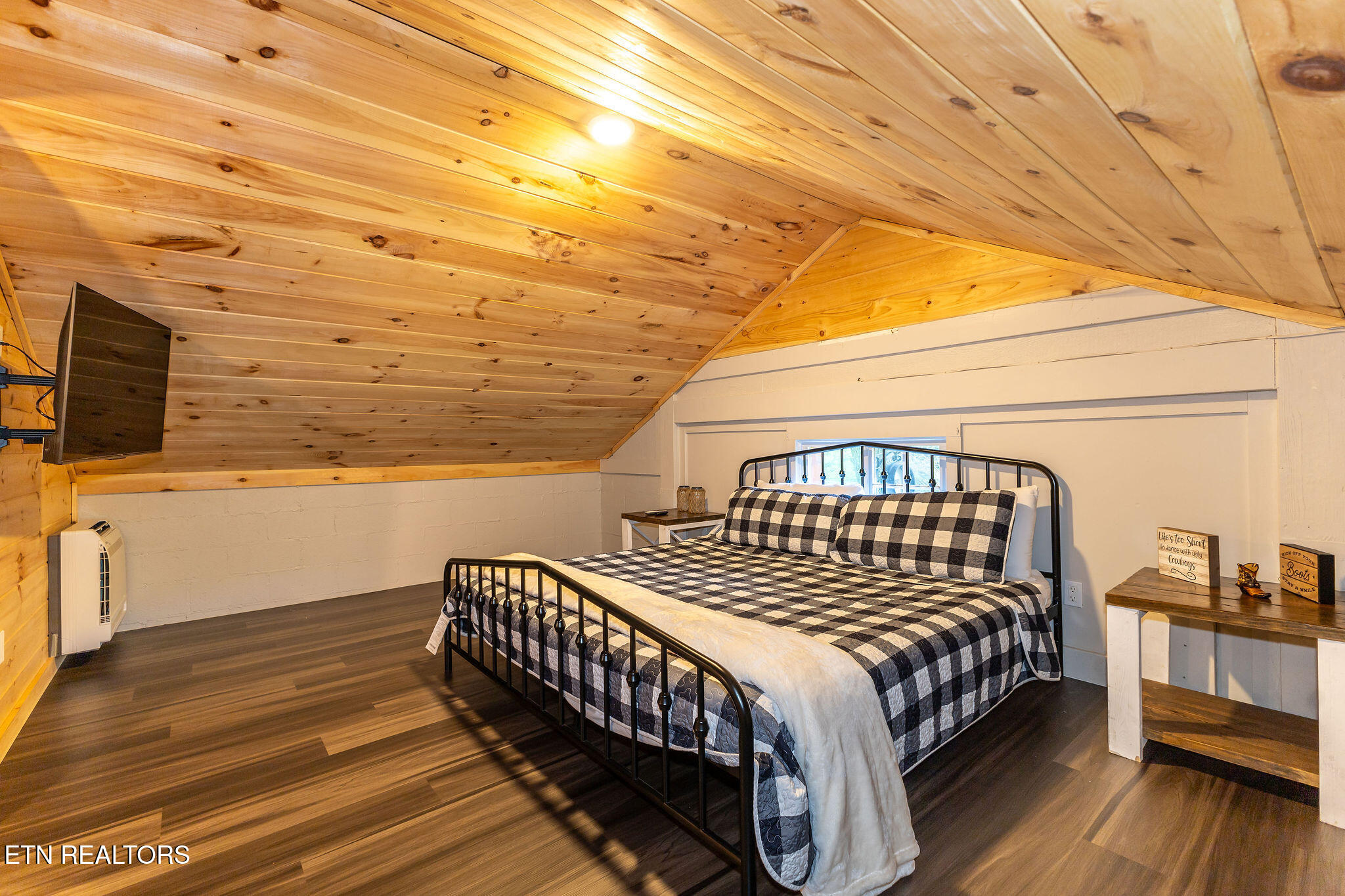 3307 Valley High Road Sevierville TN 37862