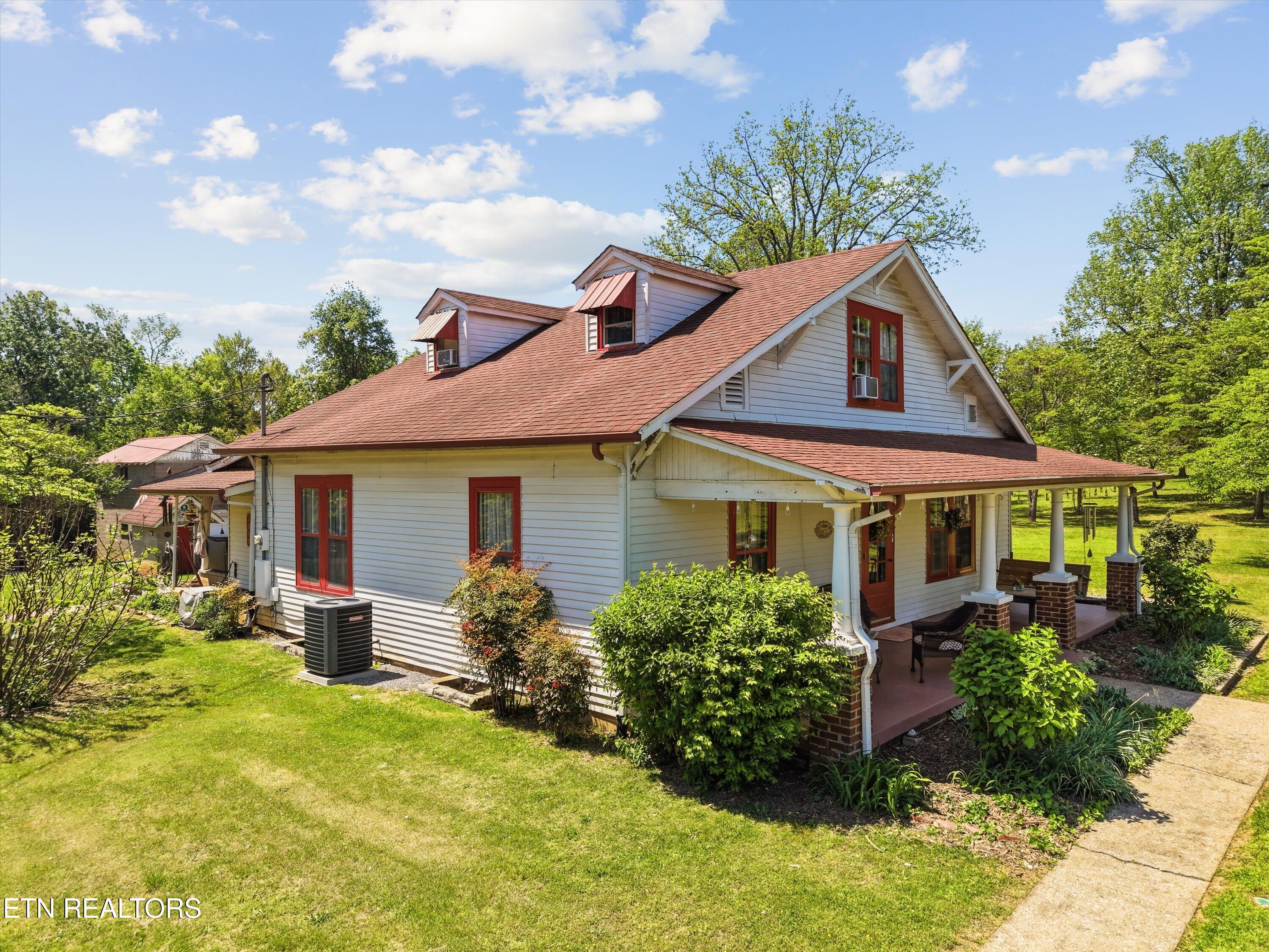 1317 Michaels Lane Knoxville TN 37912