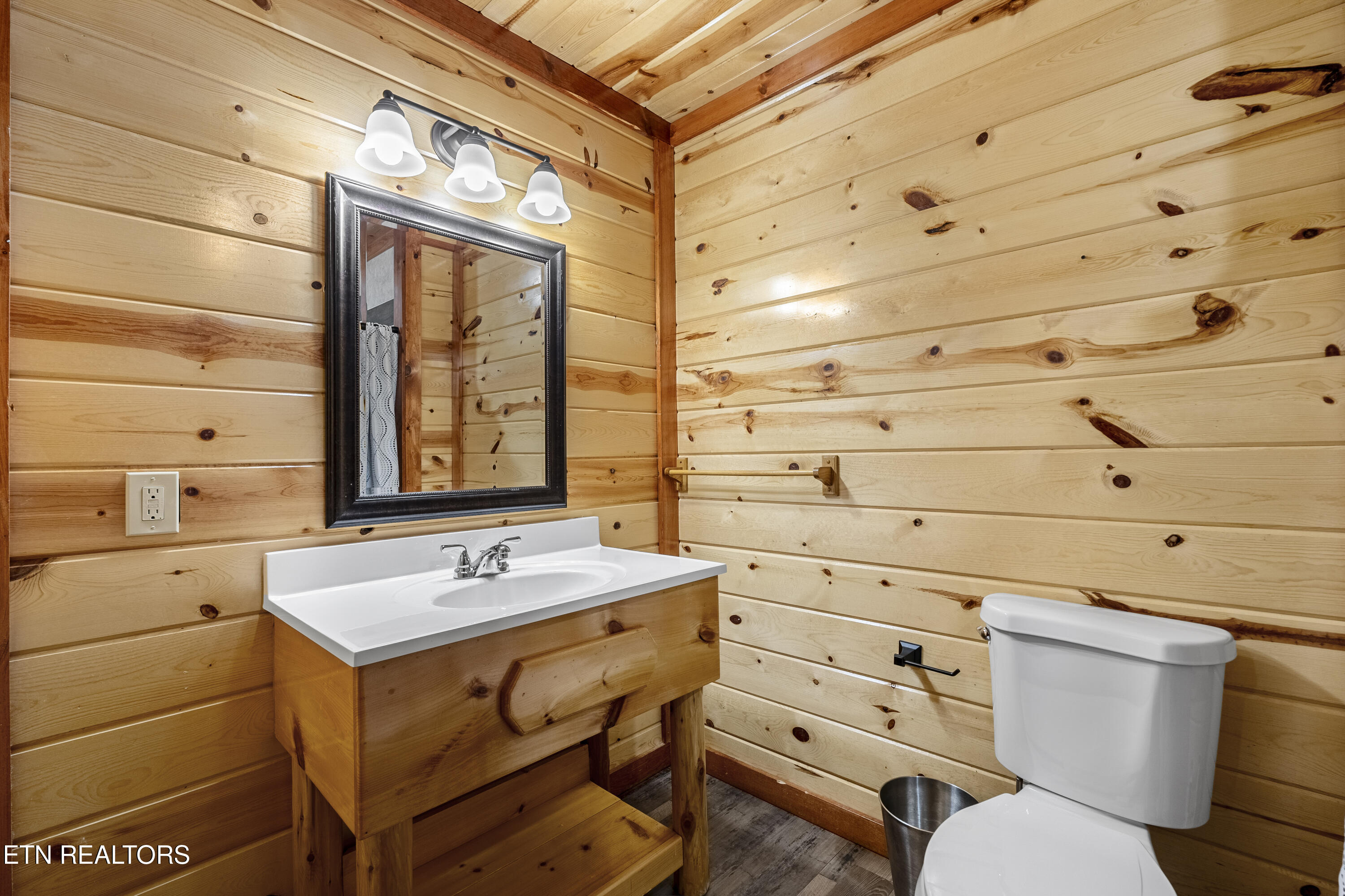 1628 Barn Door Lane Sevierville TN 37862