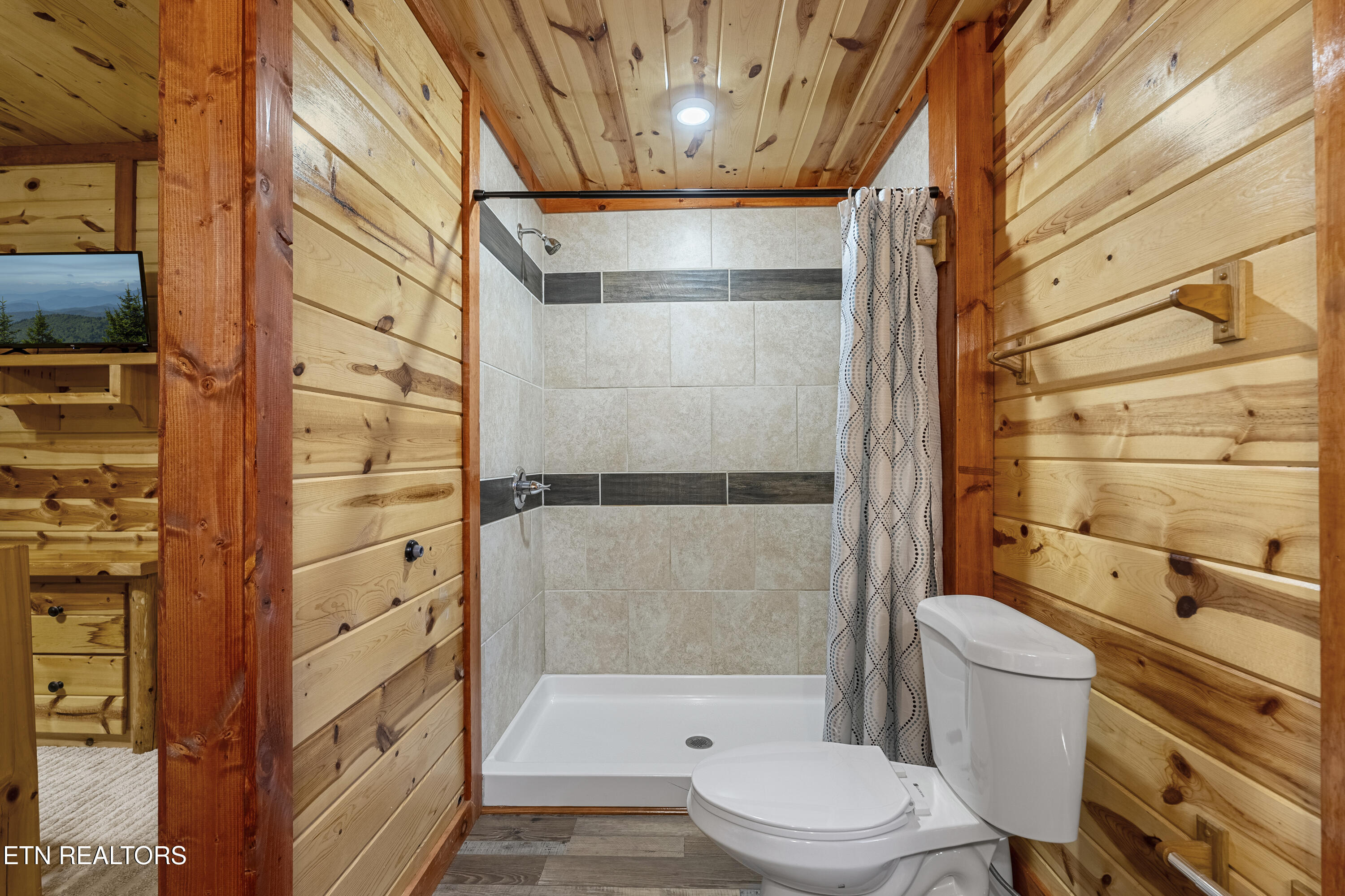 1628 Barn Door Lane Sevierville TN 37862