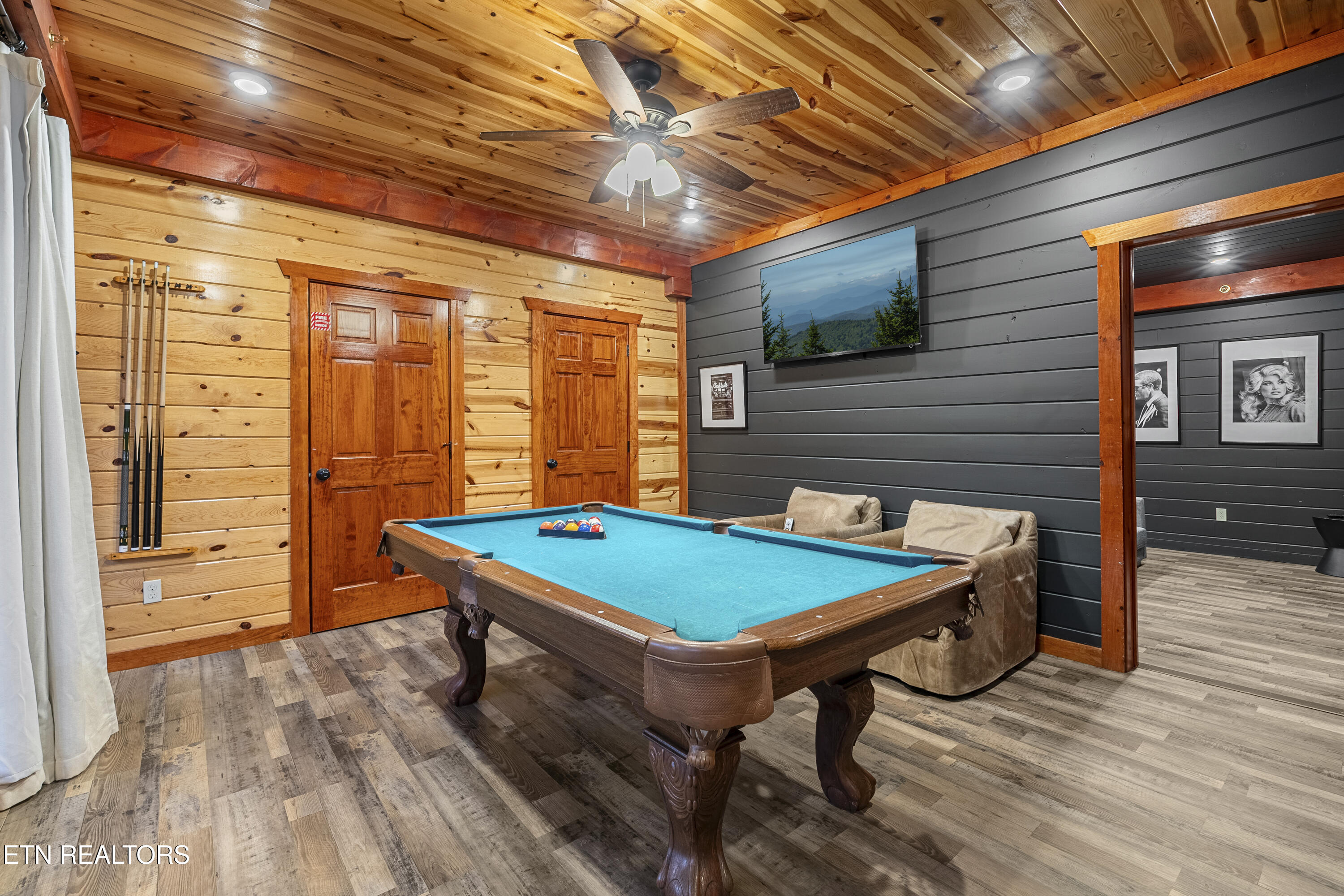 1628 Barn Door Lane Sevierville TN 37862