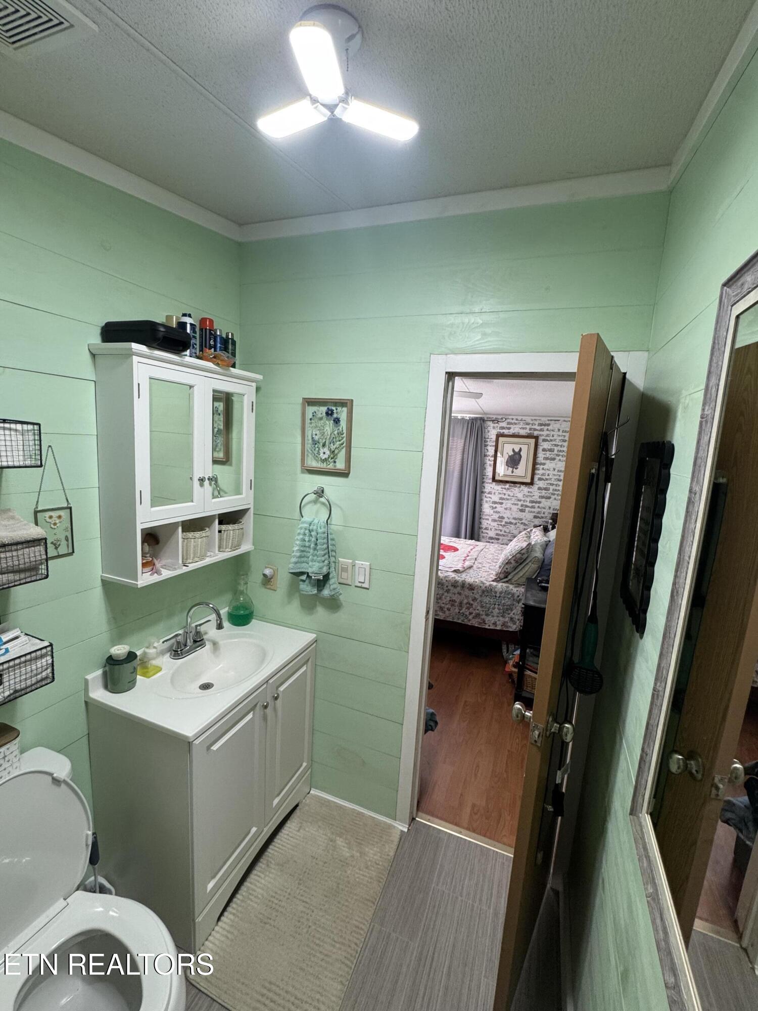 2929 Veterans Boulevard Pigeon Forge TN 37863