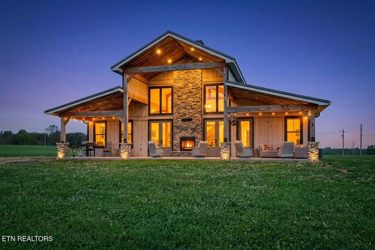4007 N Highway 70 Crossville TN 38571