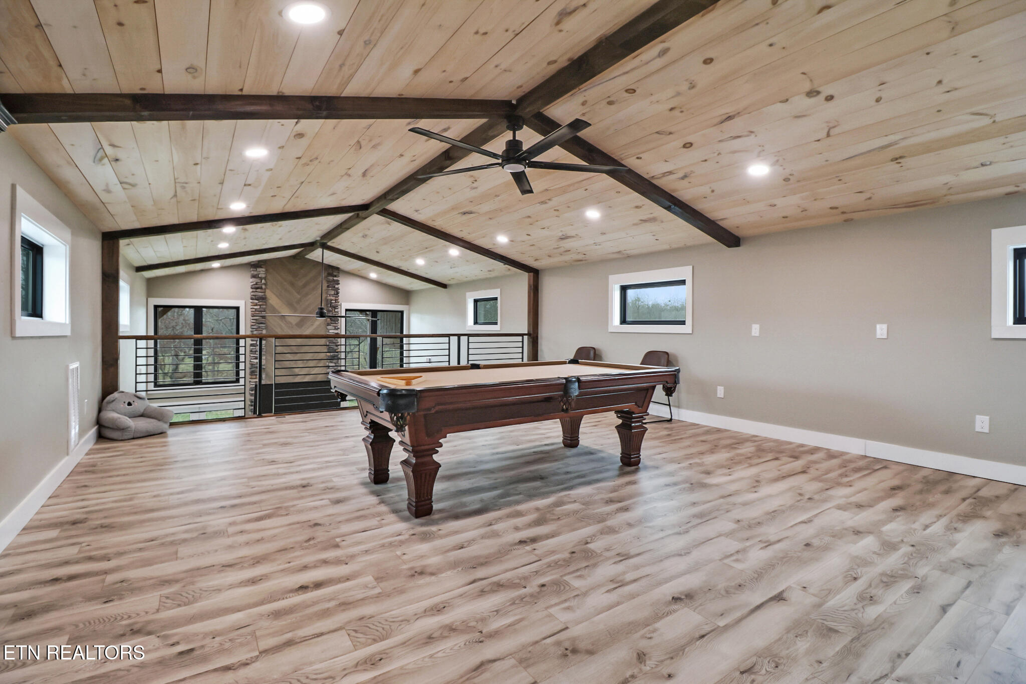 4007 N Highway 70 Crossville TN 38571