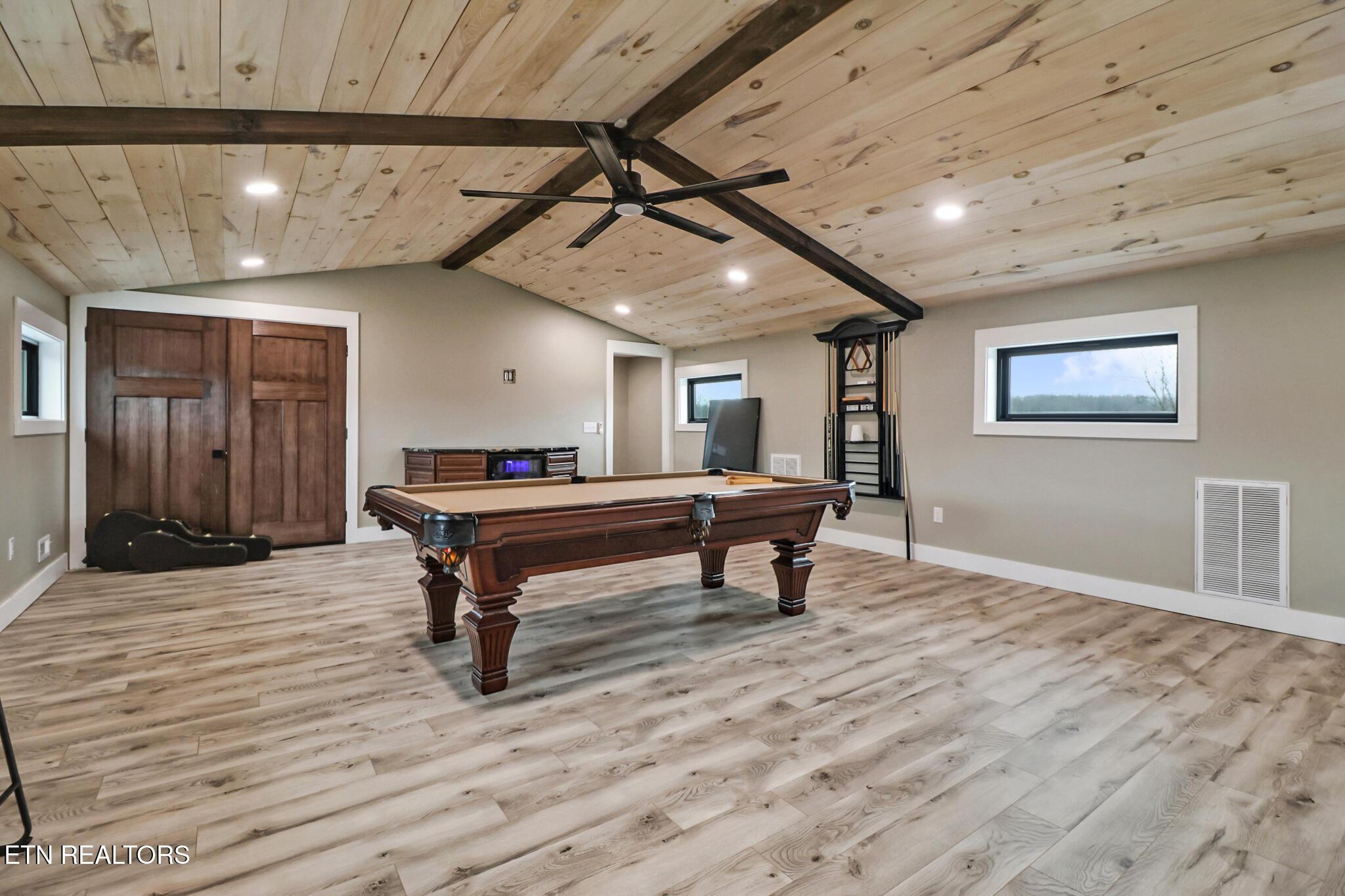 4007 N Highway 70 Crossville TN 38571