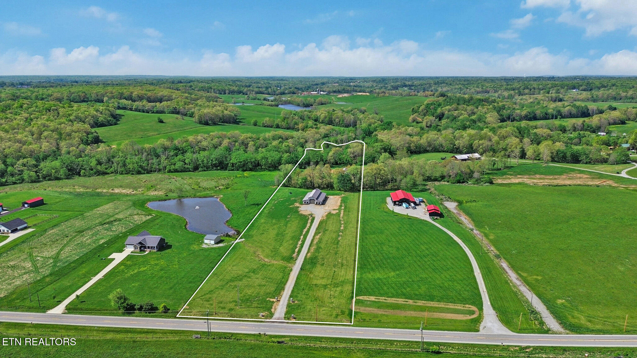 4007 N Highway 70 Crossville TN 38571