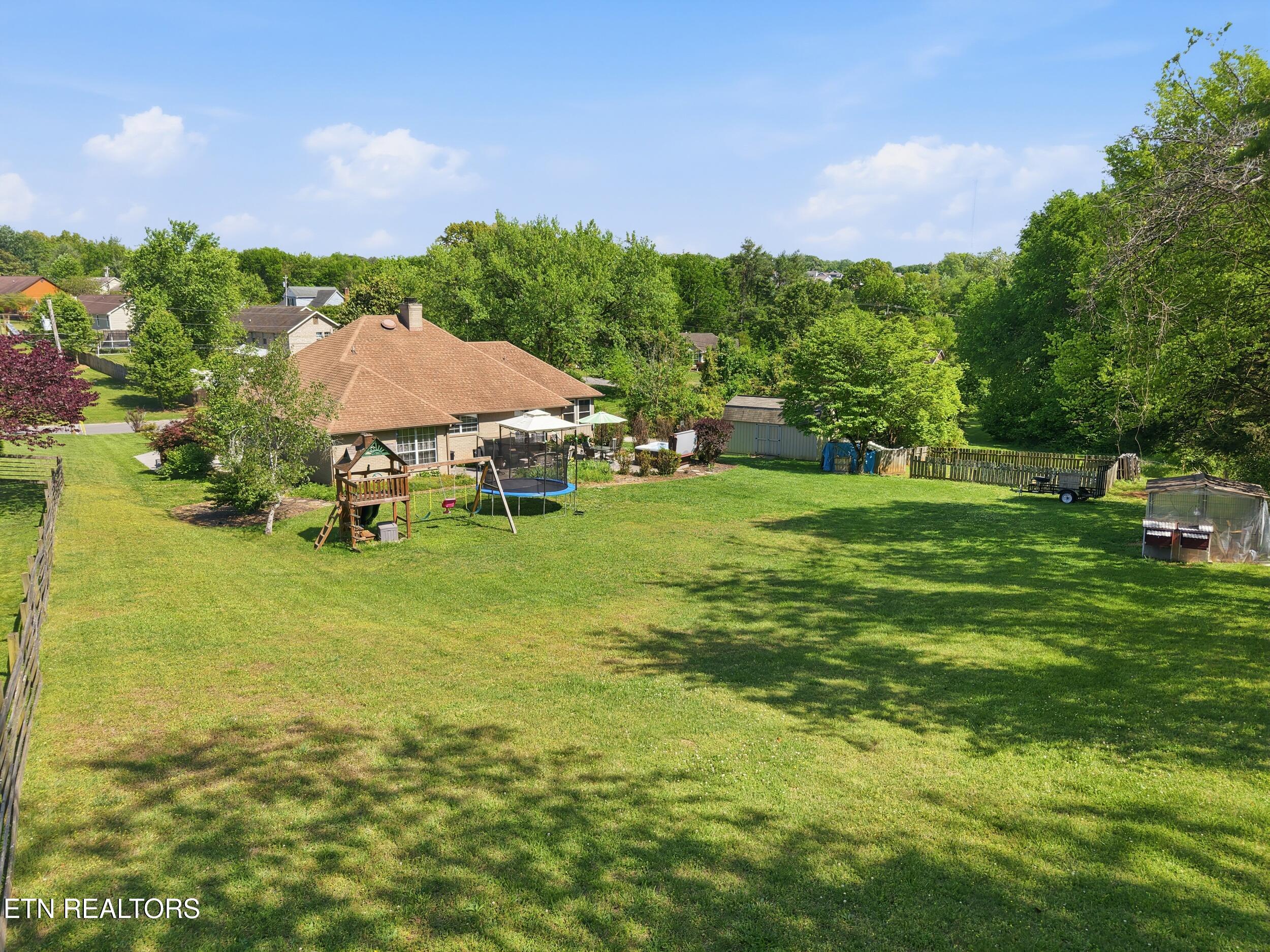 450 Dairy Lane Lenoir City TN 37772