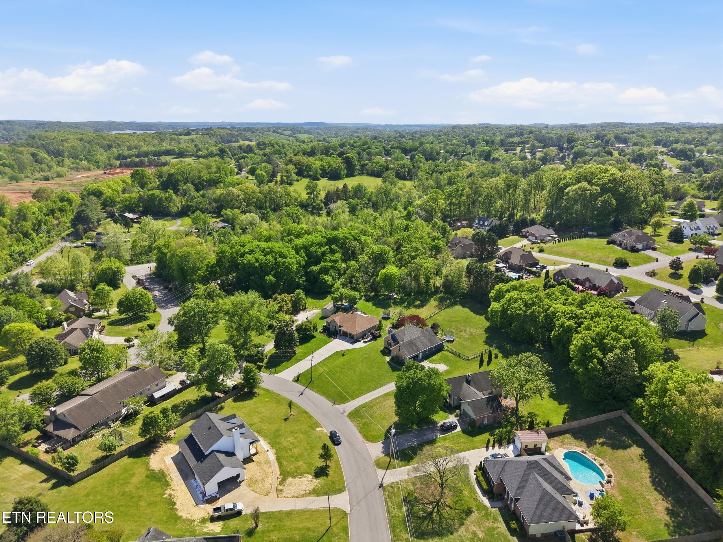 450 Dairy Lane Lenoir City TN 37772