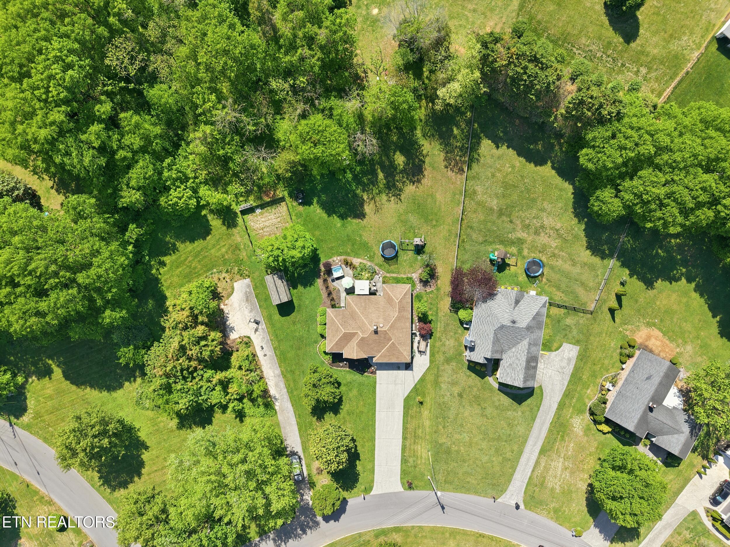 450 Dairy Lane Lenoir City TN 37772