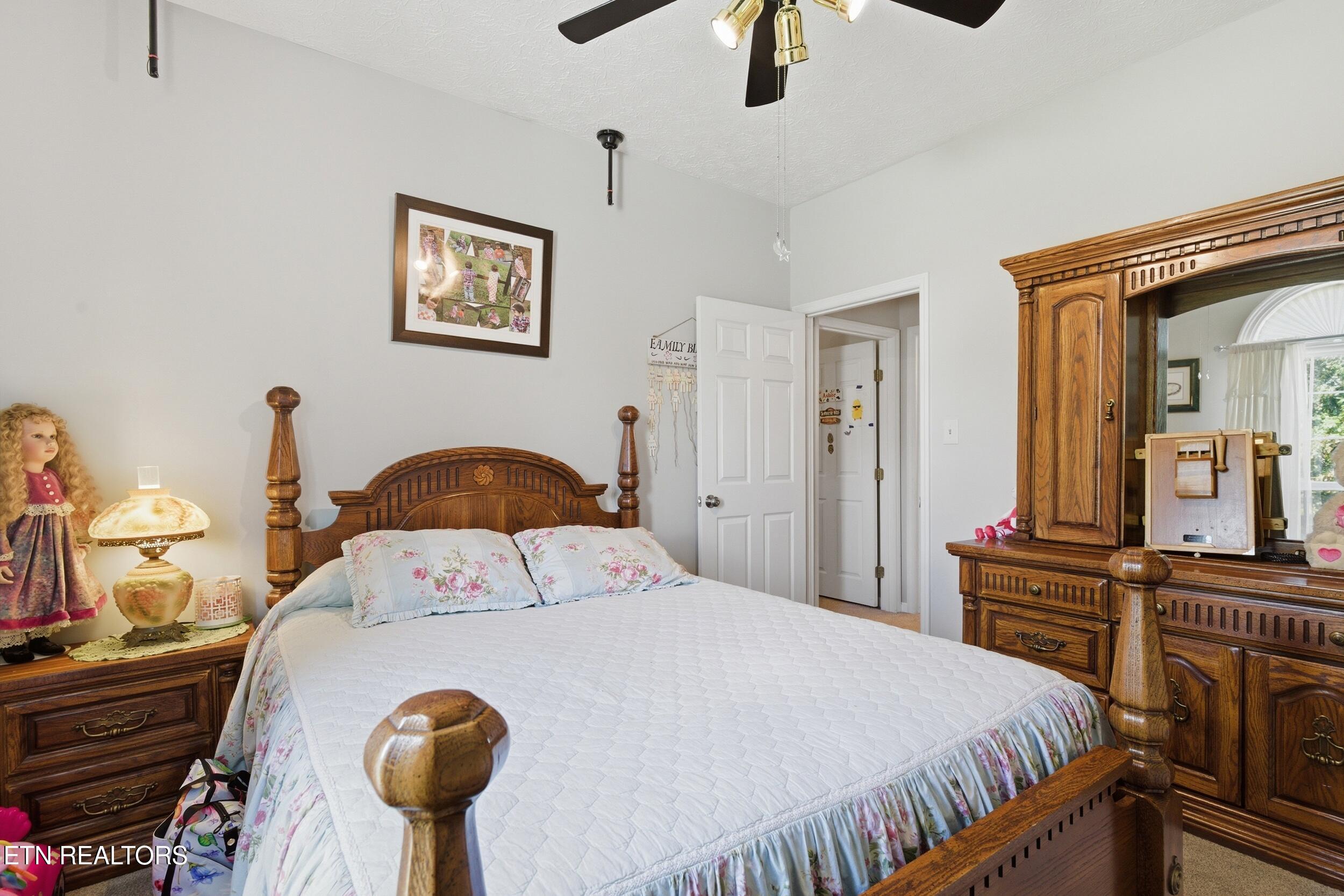 450 Dairy Lane Lenoir City TN 37772