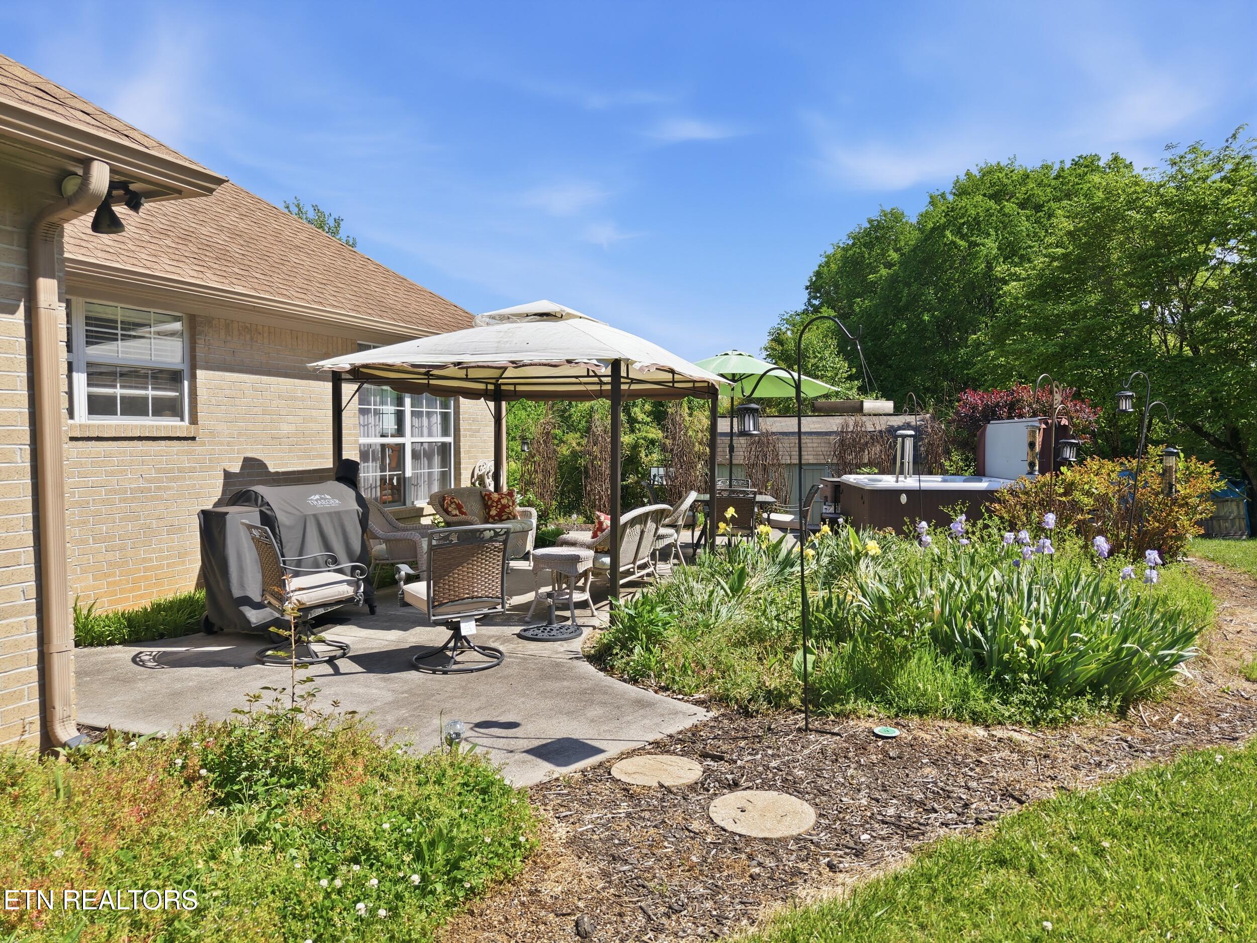 450 Dairy Lane Lenoir City TN 37772