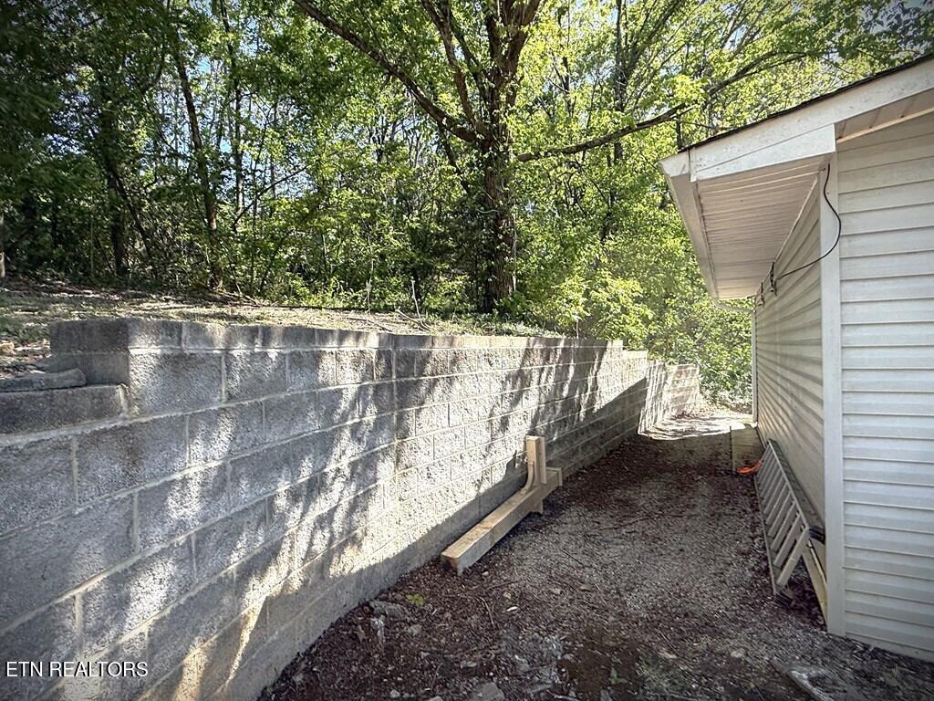 2241 Byrdstown Highway Livingston TN 38570