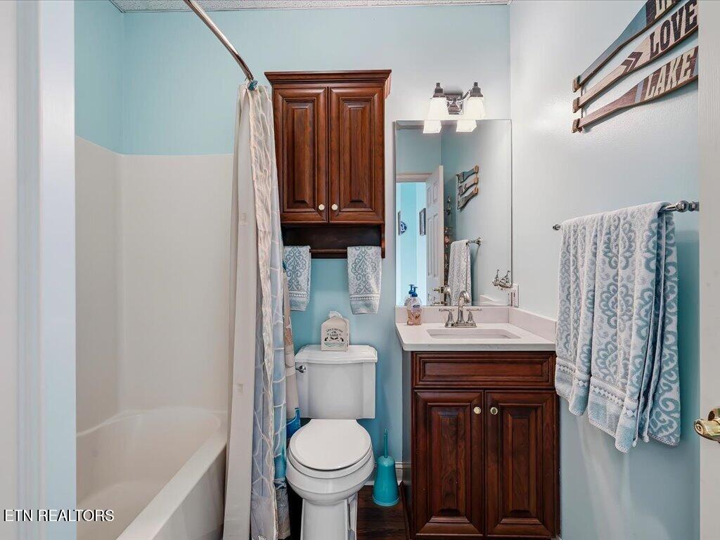 1881 Pointe Drive Talbott TN 37877