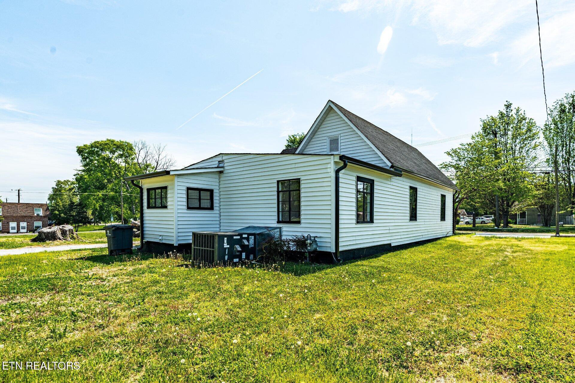 507 E Inskip Drive Knoxville TN 37912