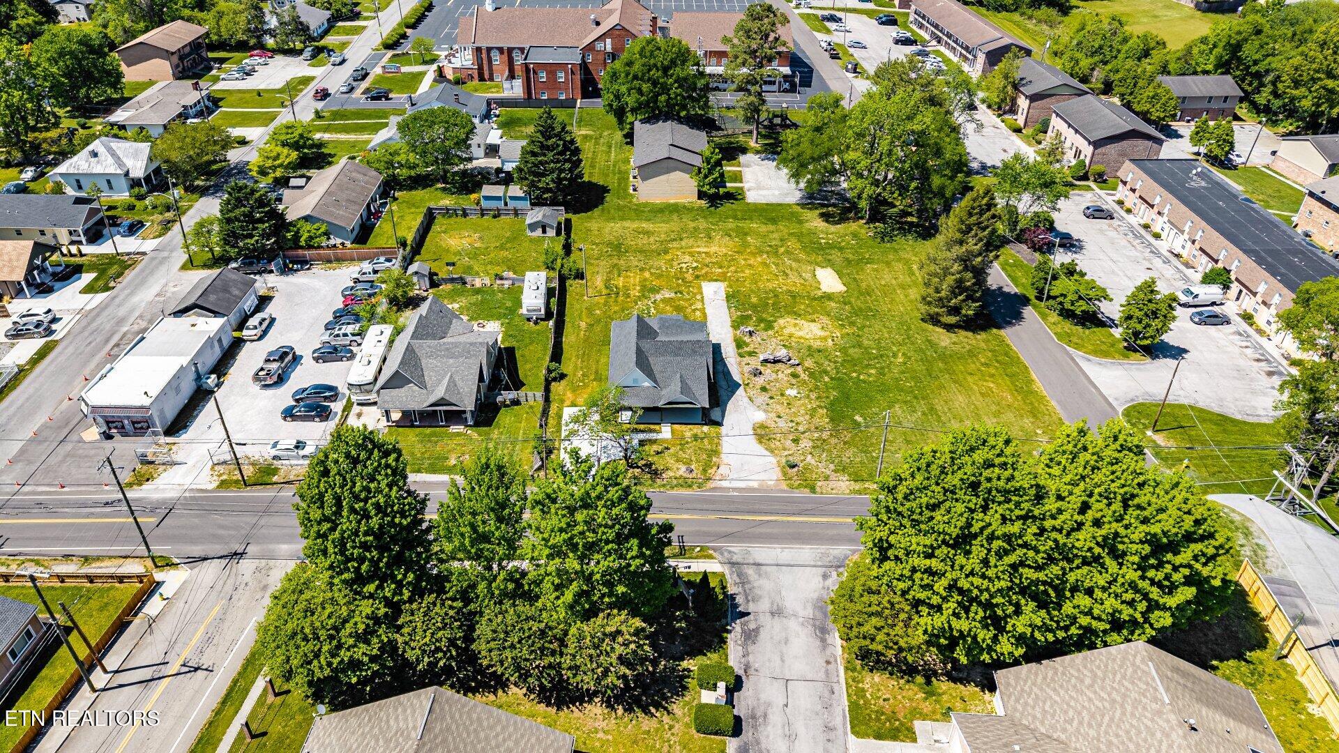 507 E Inskip Drive Knoxville TN 37912