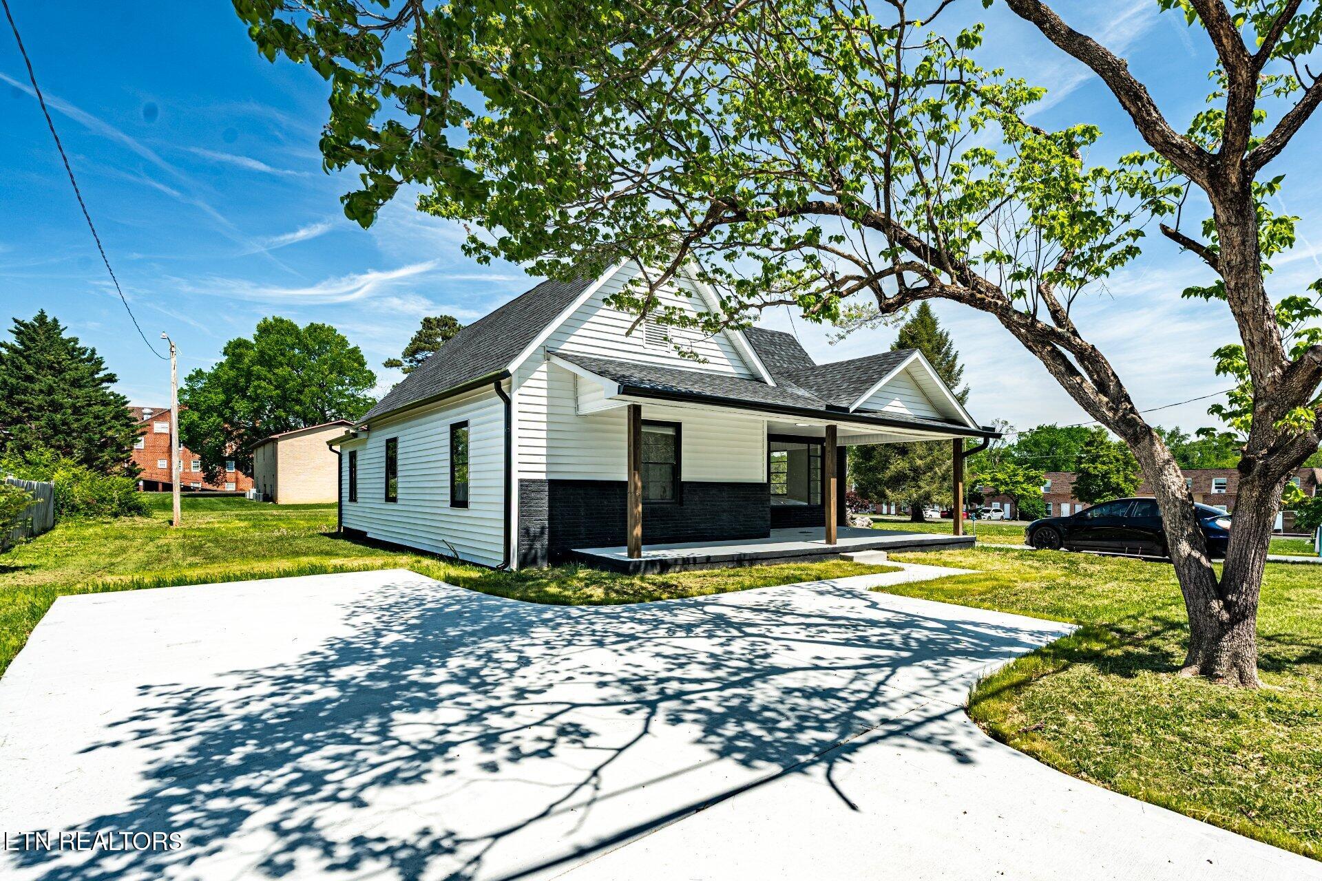 507 E Inskip Drive Knoxville TN 37912