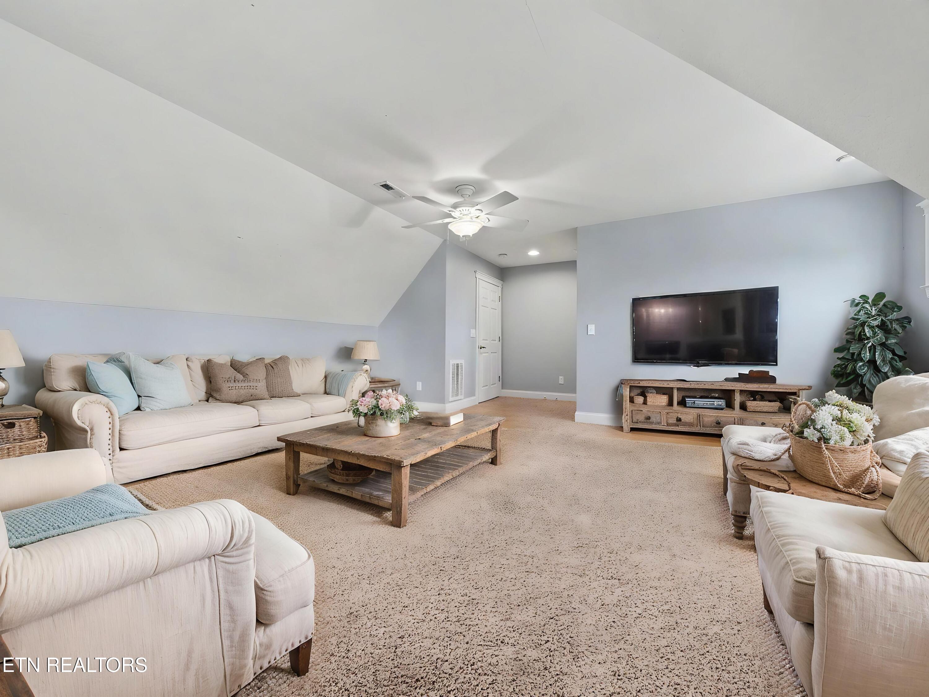10335 Clover Ridge Lane Knoxville TN 37931