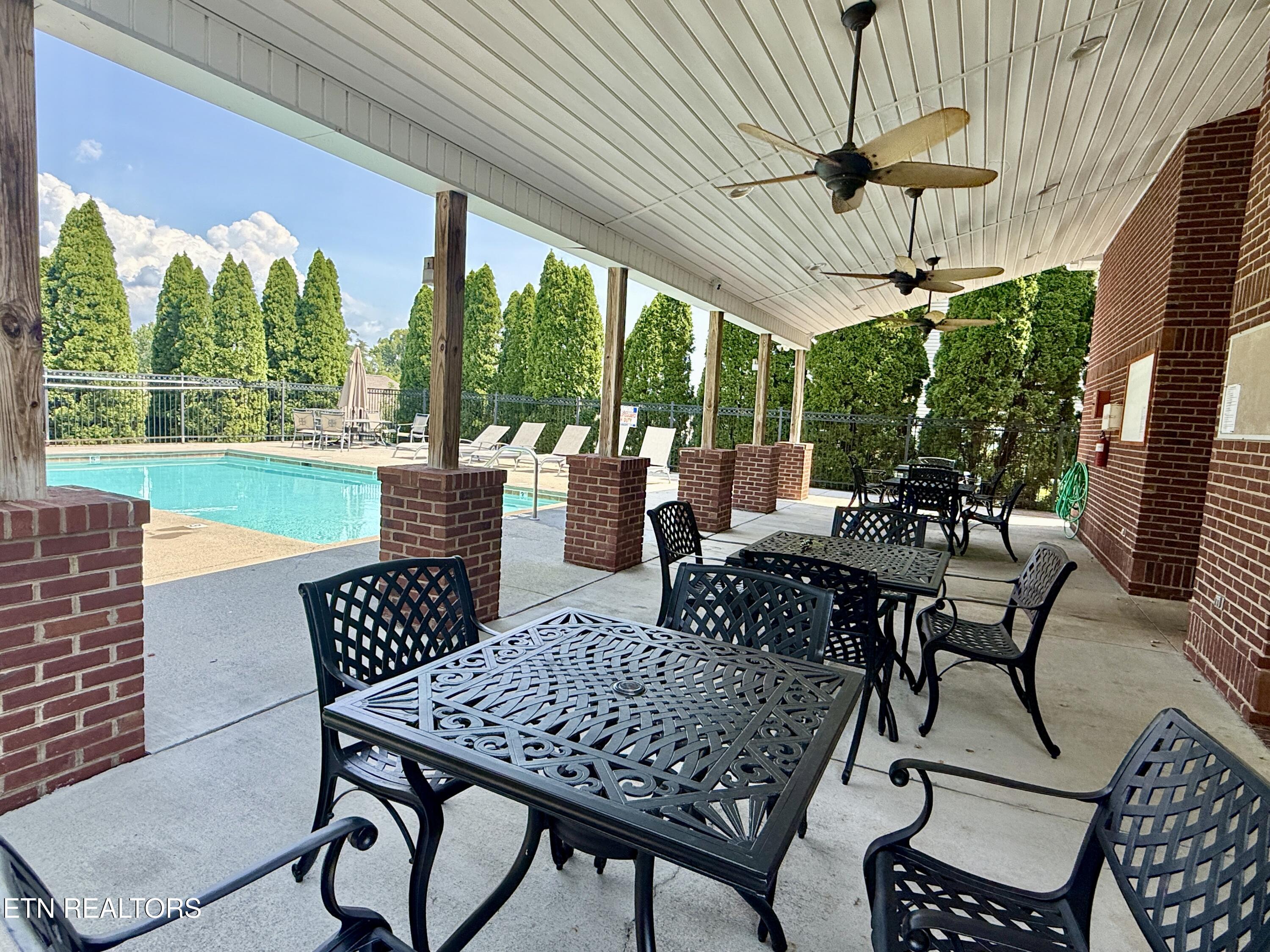 10335 Clover Ridge Lane Knoxville TN 37931