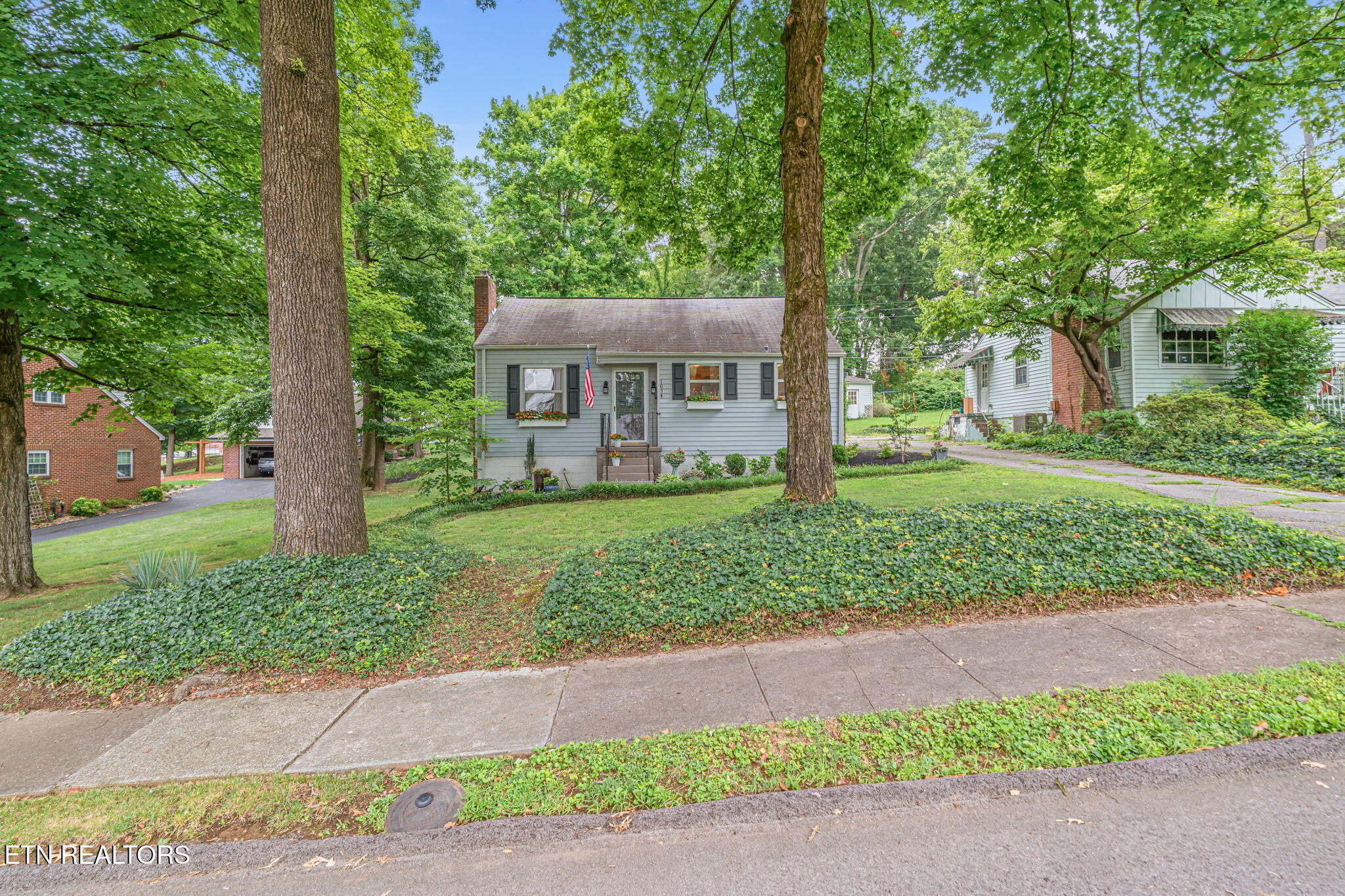 1034 E Churchwell Avenue Knoxville TN 37917
