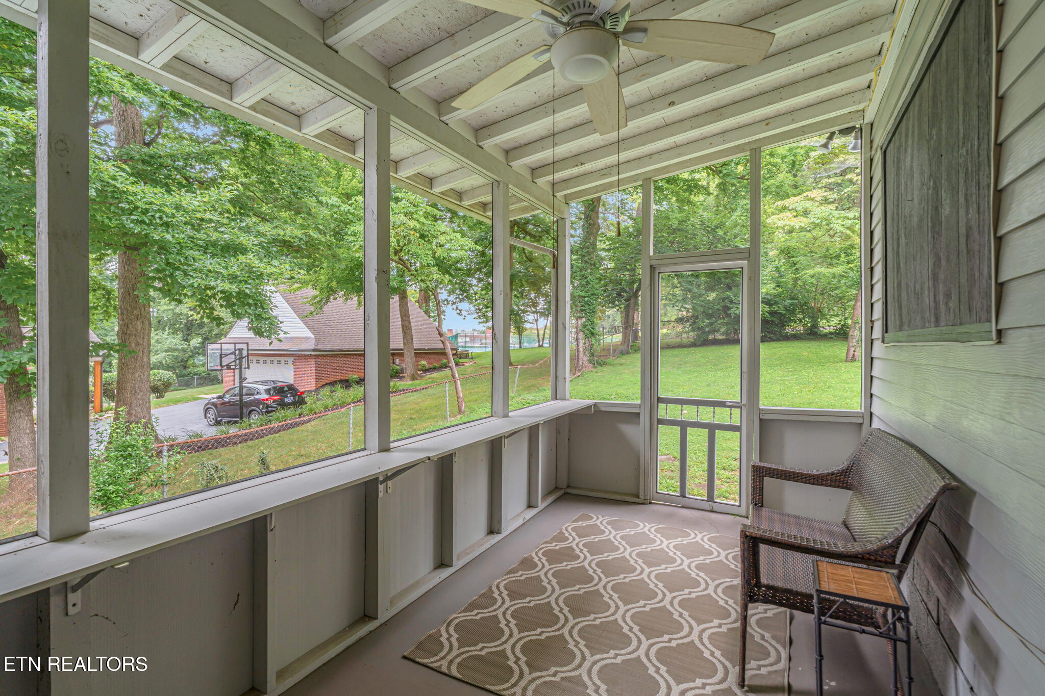 1034 E Churchwell Avenue Knoxville TN 37917