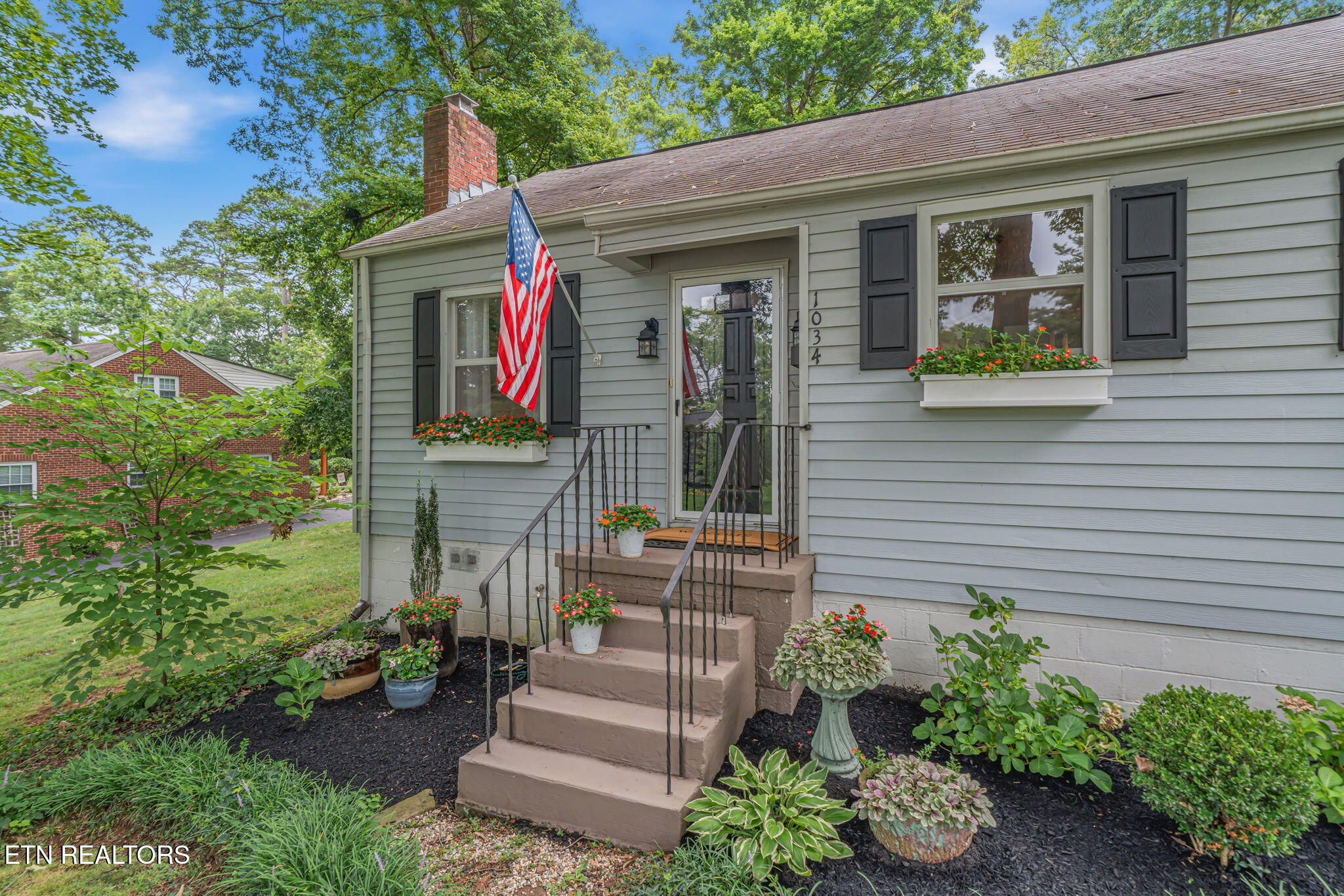 1034 E Churchwell Avenue Knoxville TN 37917