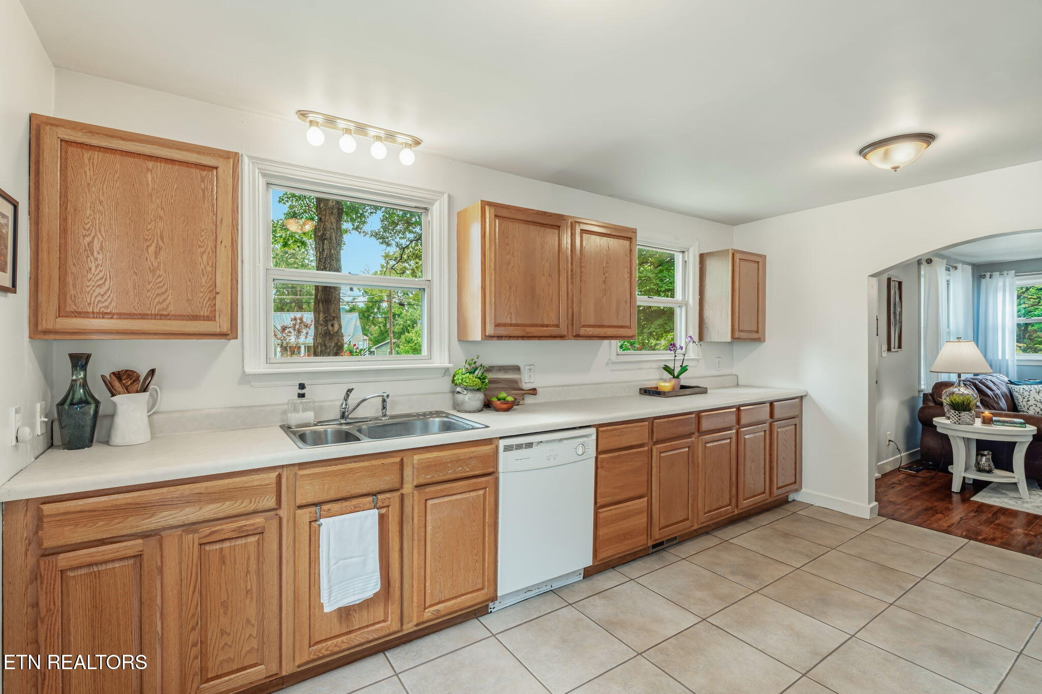1034 E Churchwell Avenue Knoxville TN 37917