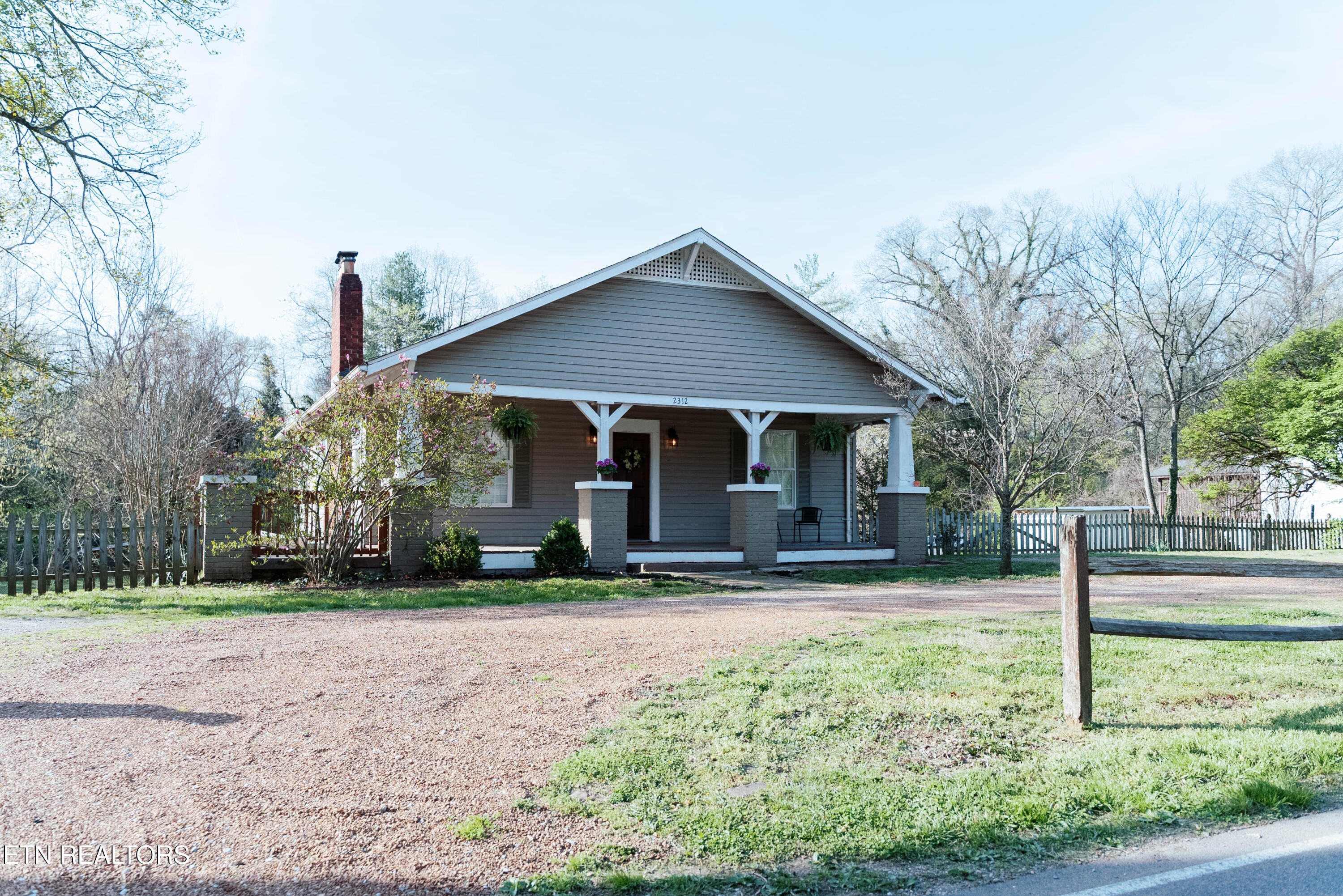 2312 Cedar Lane Knoxville TN 37918