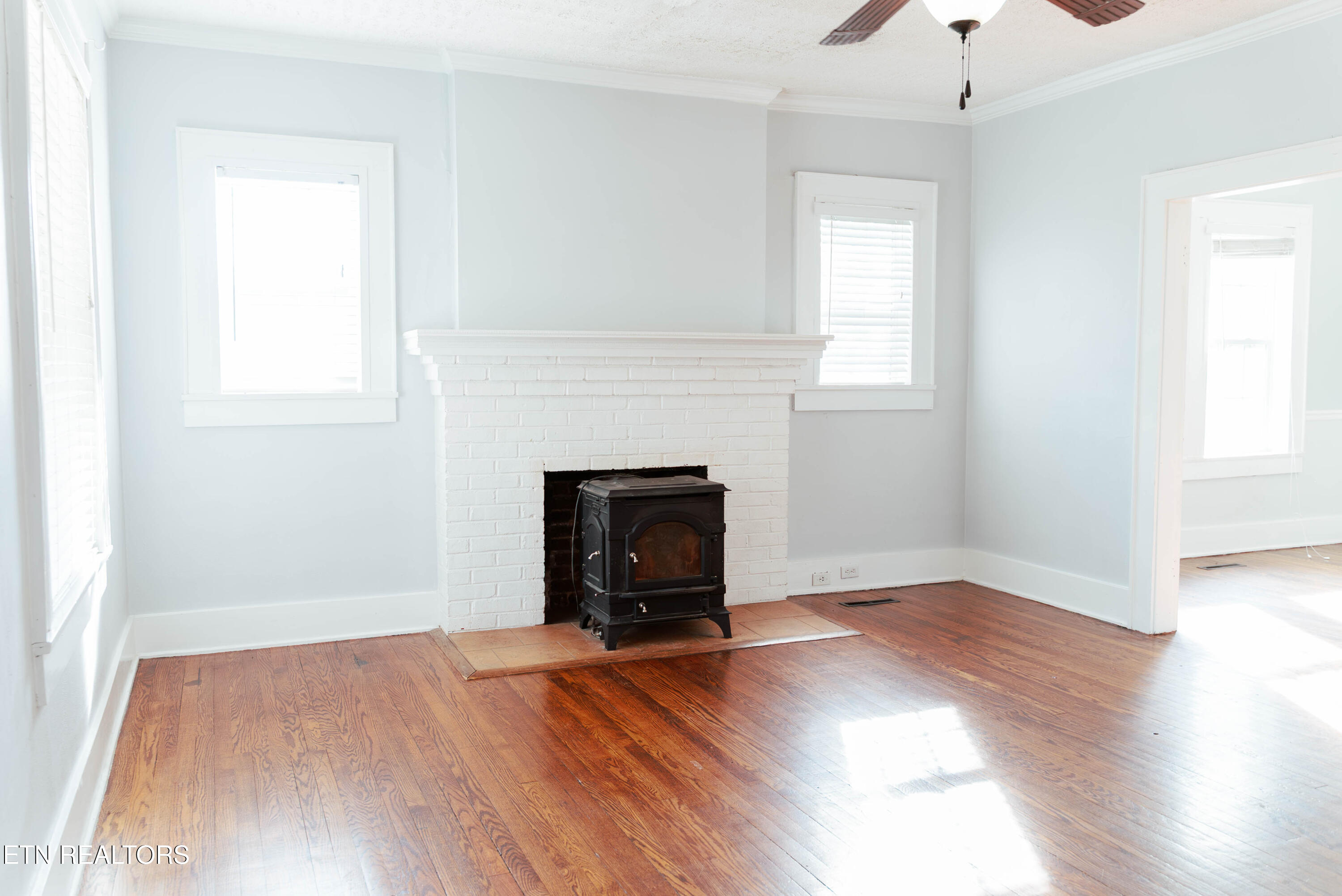 2312 Cedar Lane Knoxville TN 37918