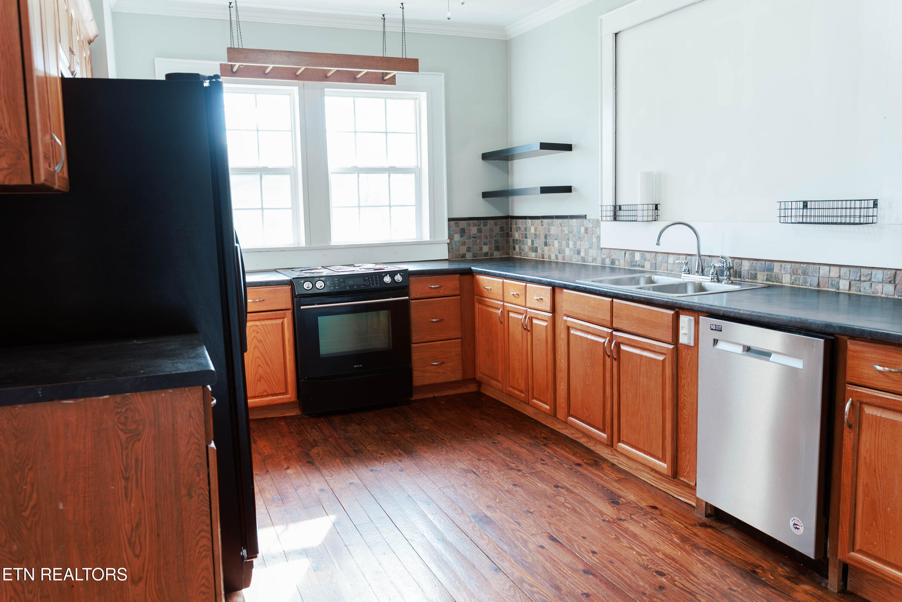 2312 Cedar Lane Knoxville TN 37918