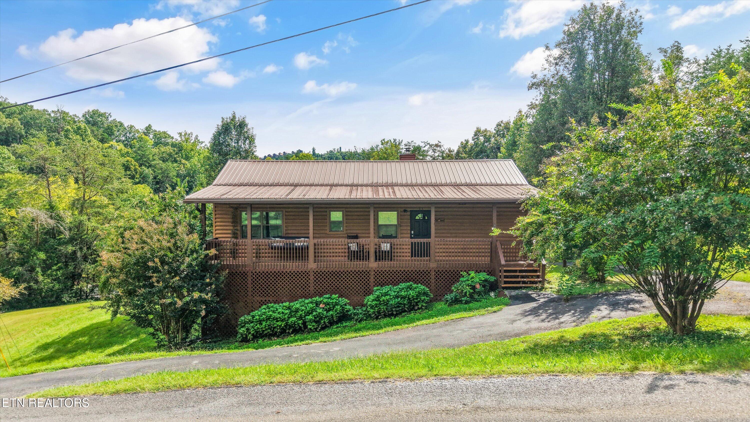 1417 Tiffany Cove Way Sevierville TN 37862