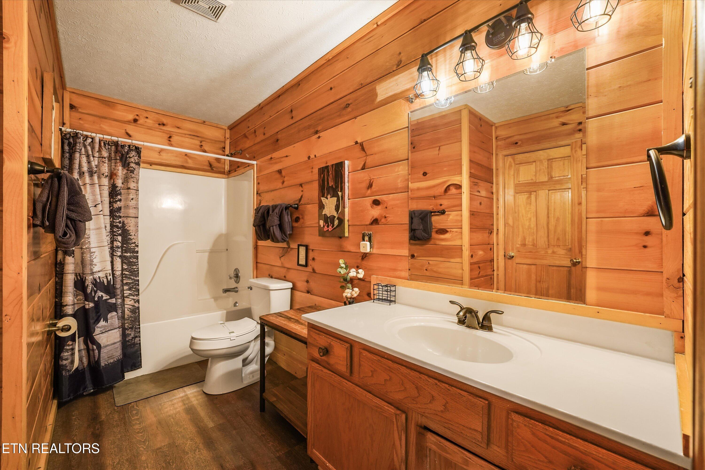 1417 Tiffany Cove Way Sevierville TN 37862
