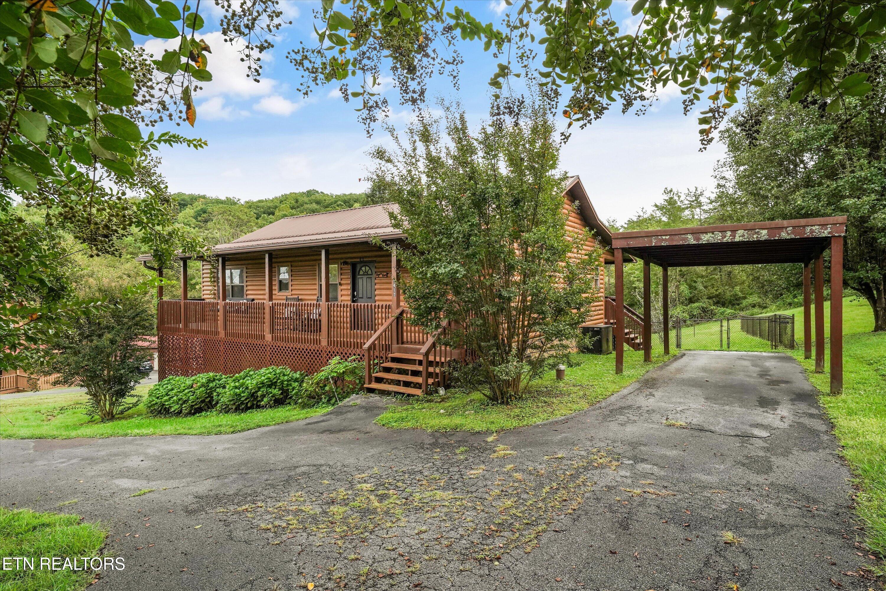 1417 Tiffany Cove Way Sevierville TN 37862