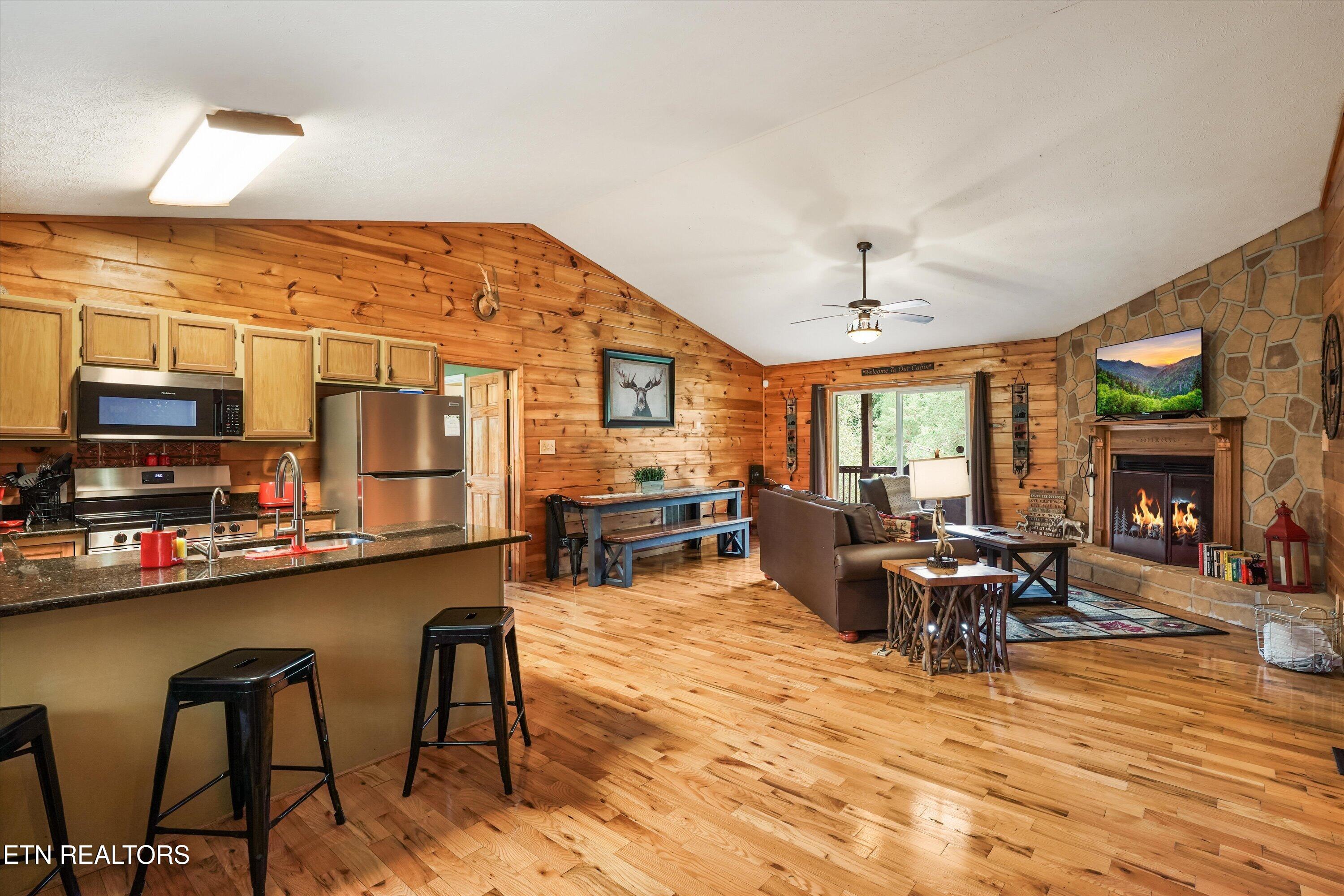 1417 Tiffany Cove Way Sevierville TN 37862