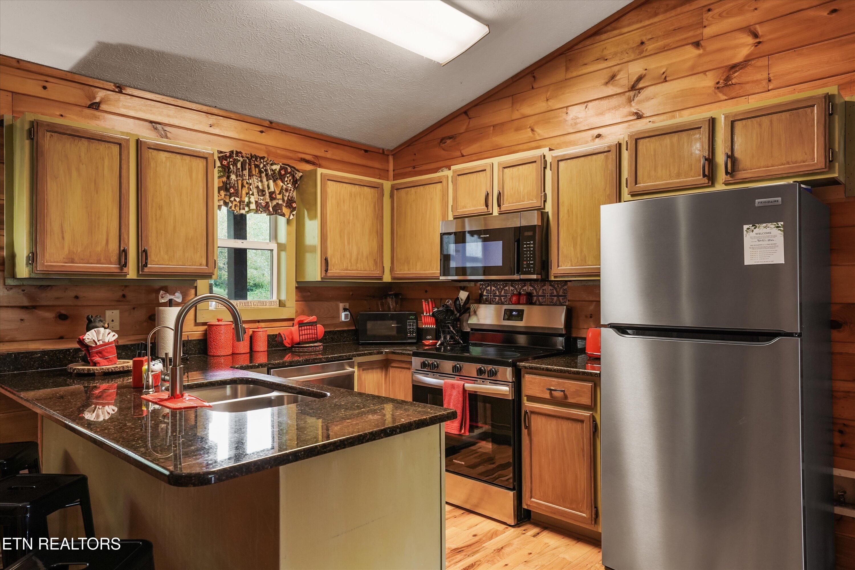 1417 Tiffany Cove Way Sevierville TN 37862