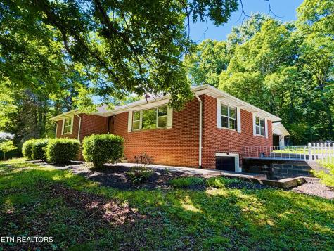 2837 Wildwood Road Maryville TN 37804