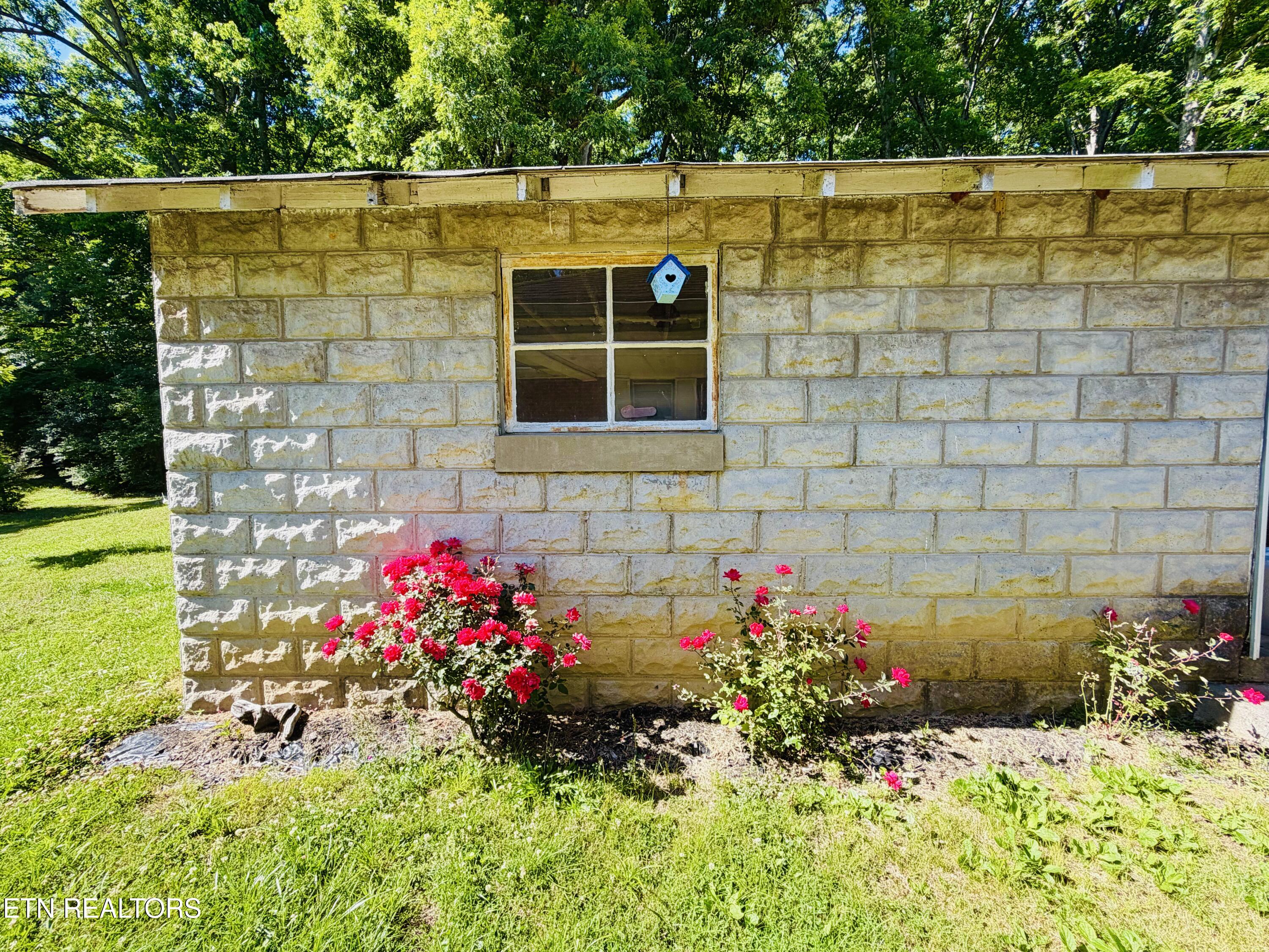 2837 Wildwood Road Maryville TN 37804