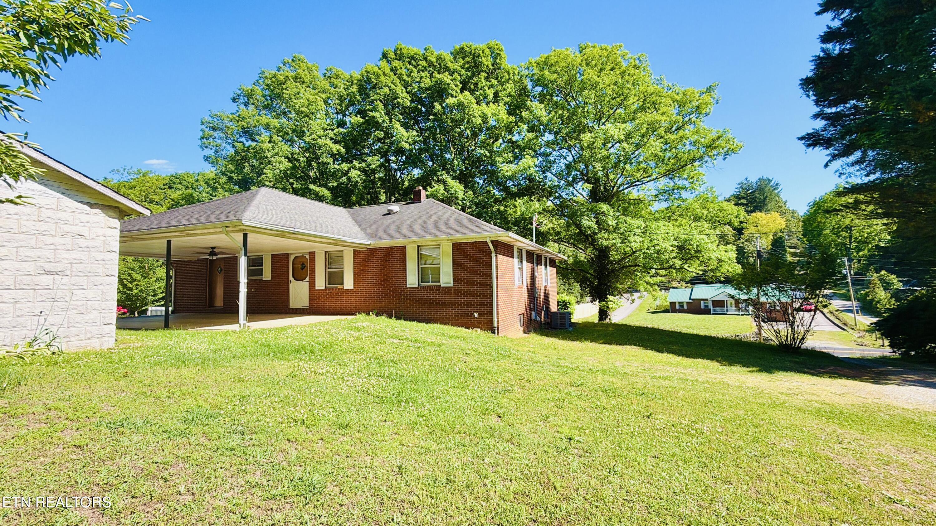 2837 Wildwood Road Maryville TN 37804