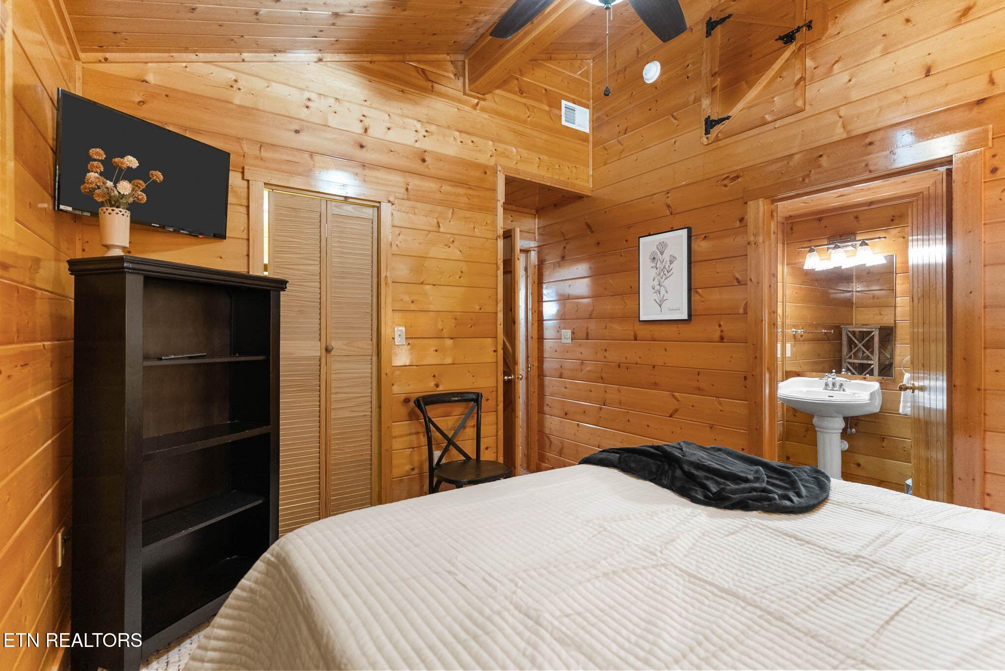 2123 Luzerne Drive Gatlinburg TN 37738