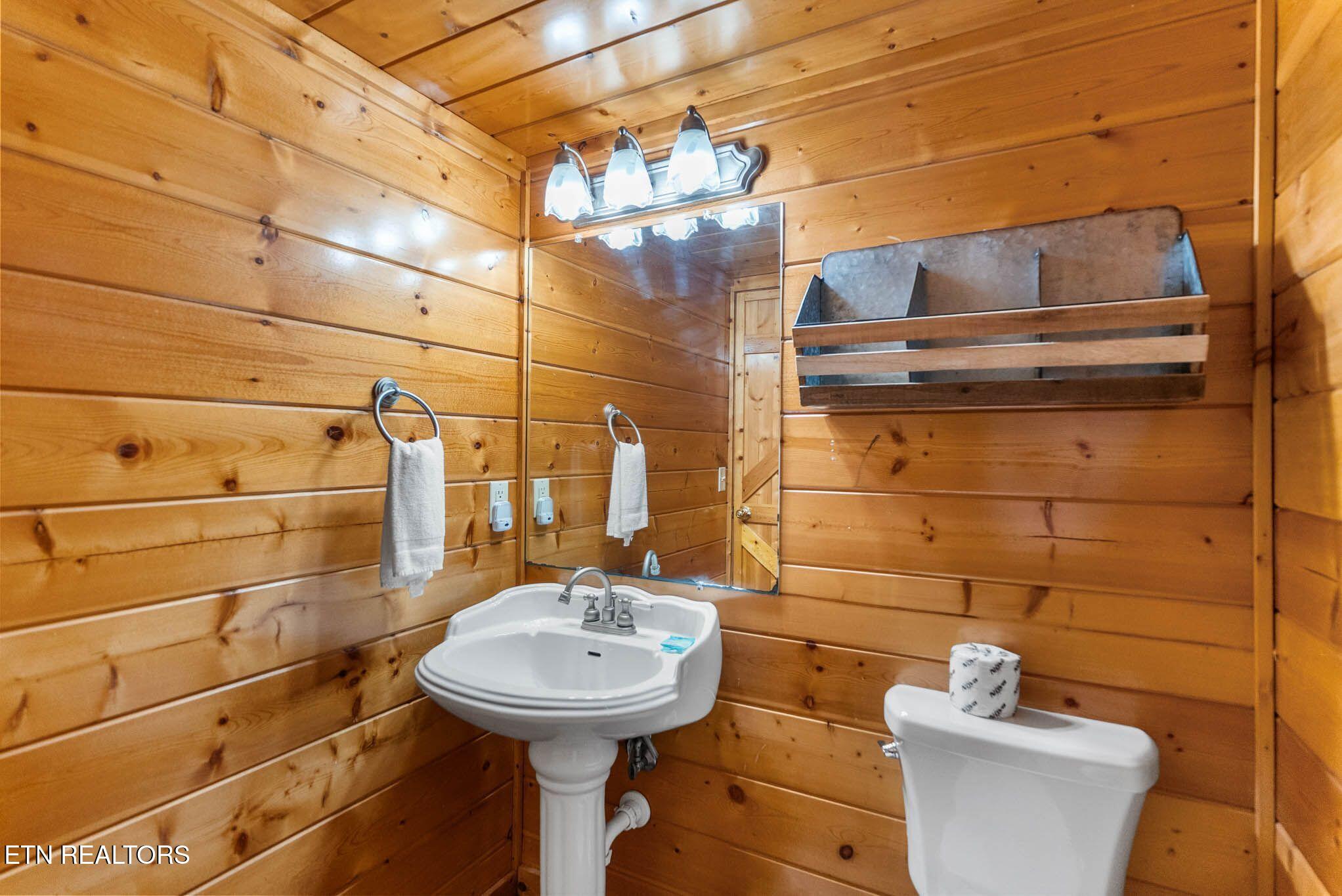 2123 Luzerne Drive Gatlinburg TN 37738