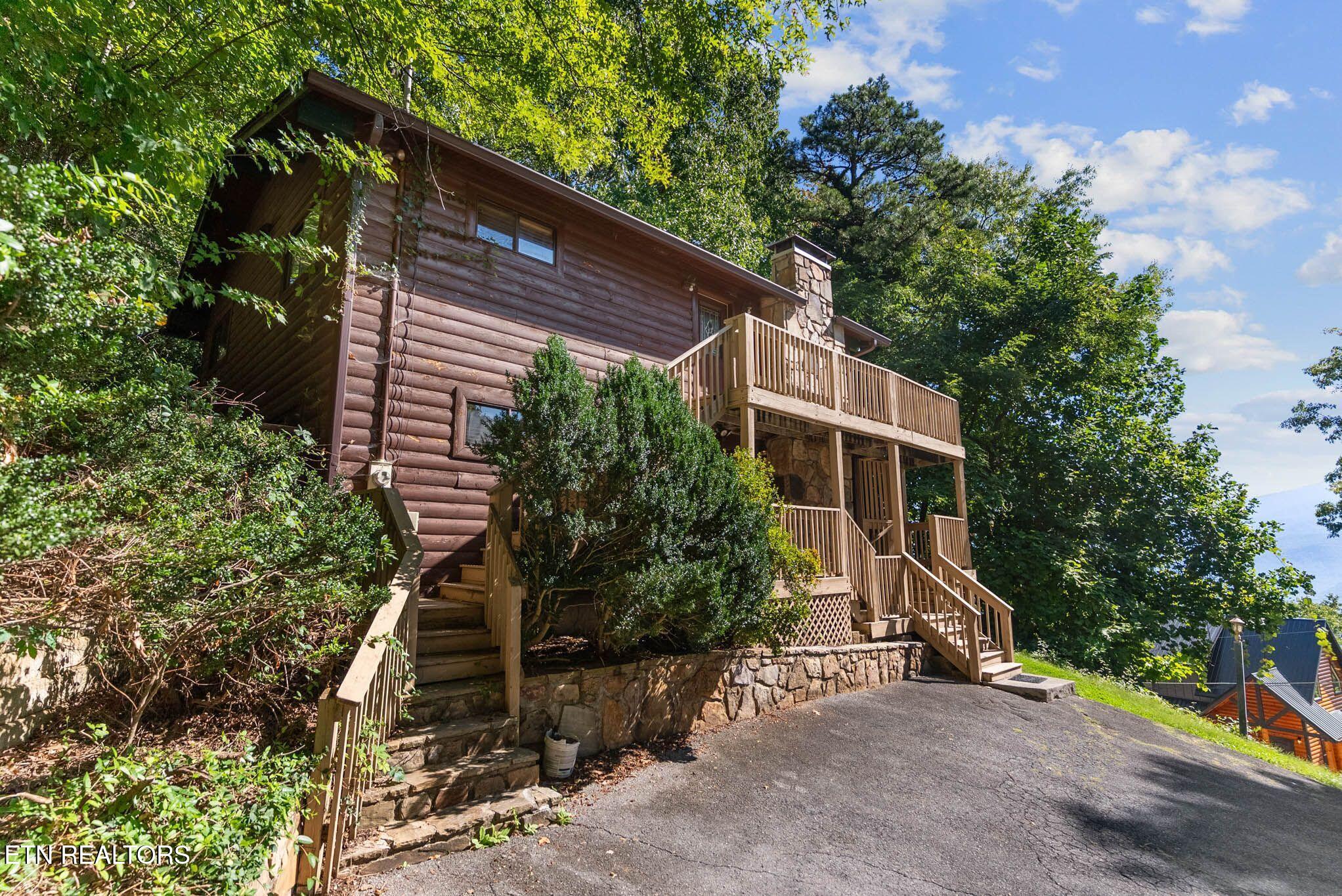 2123 Luzerne Drive Gatlinburg TN 37738