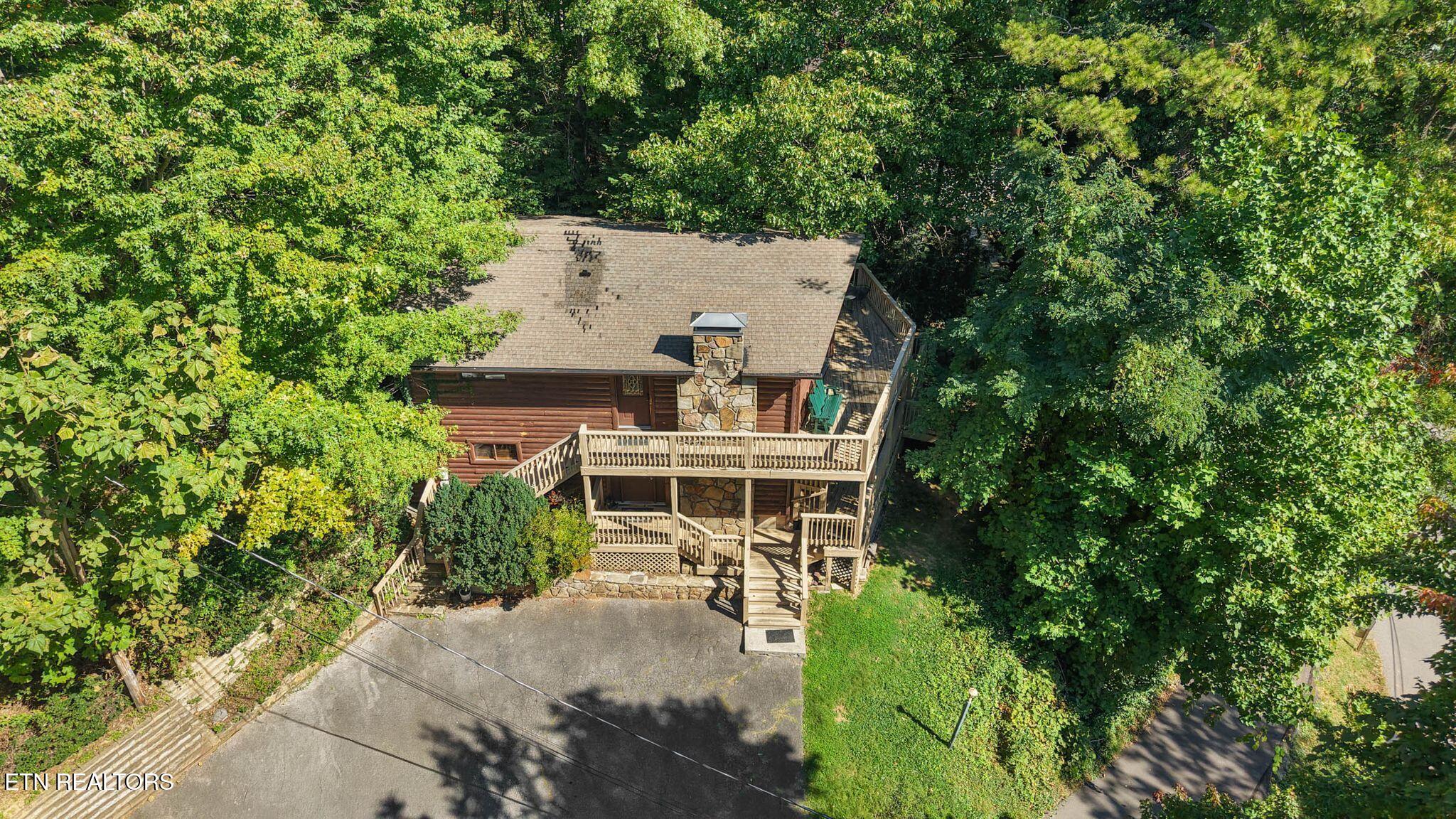 2123 Luzerne Drive Gatlinburg TN 37738