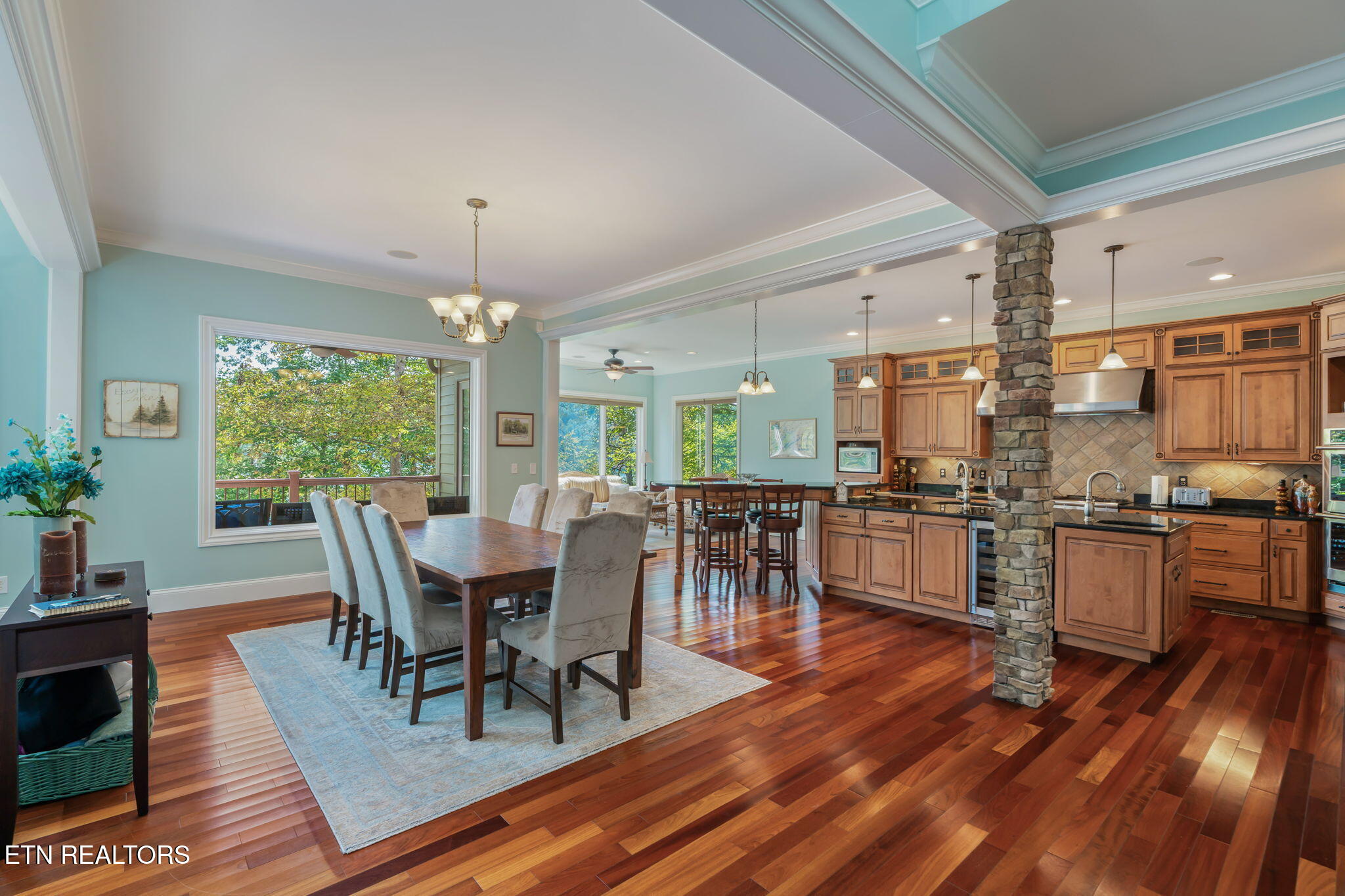 455 S Shorewood Lane Caryville TN 37714