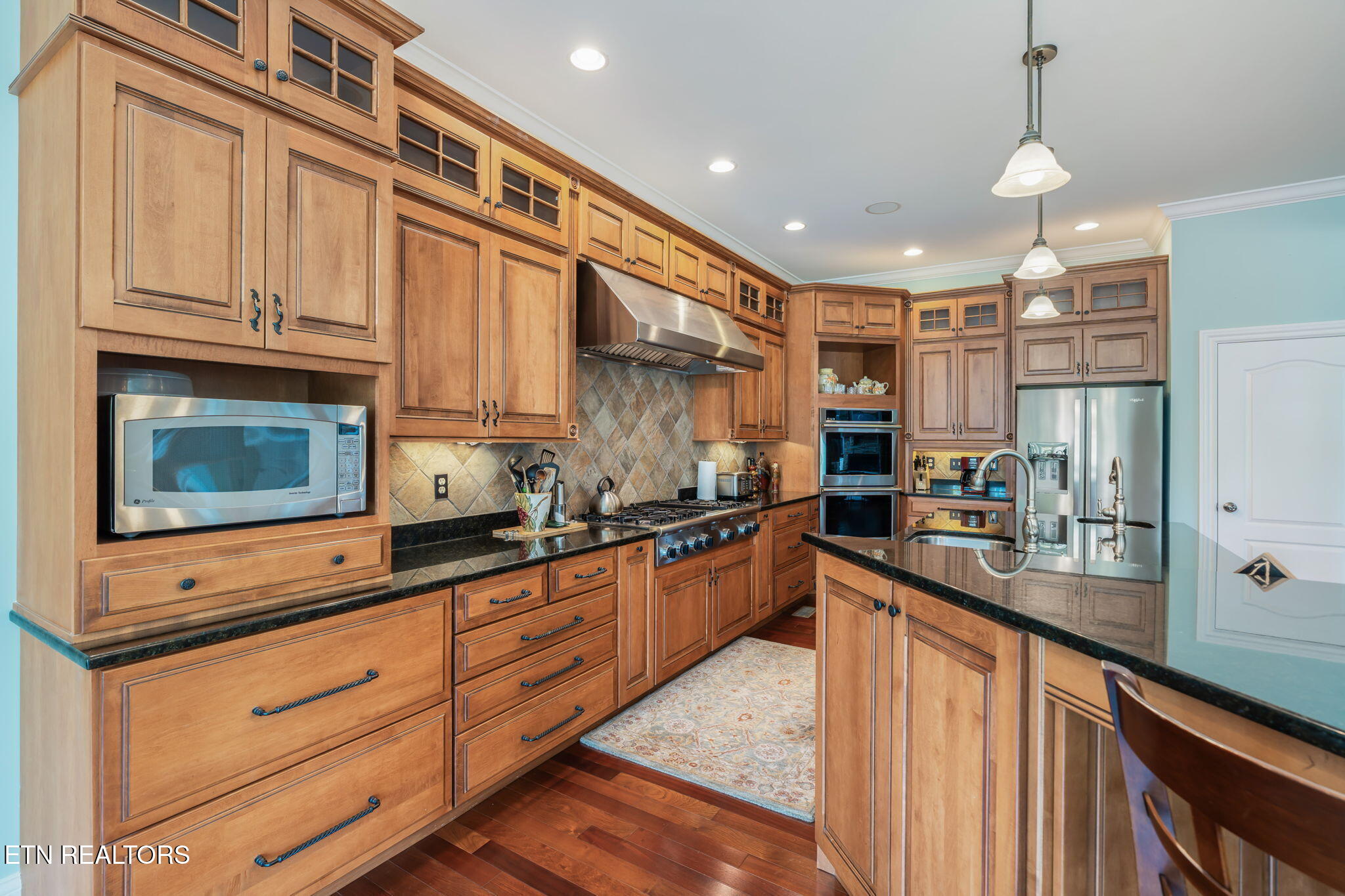 455 S Shorewood Lane Caryville TN 37714