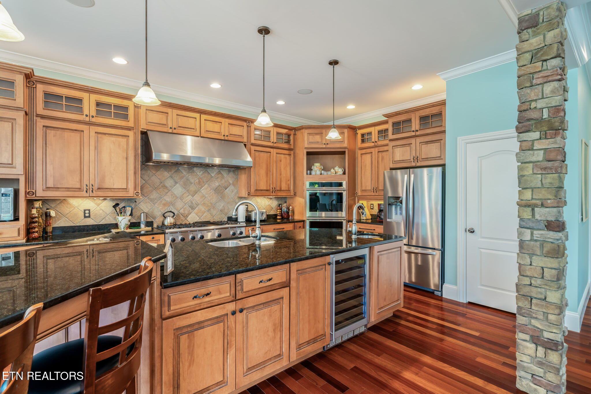 455 S Shorewood Lane Caryville TN 37714